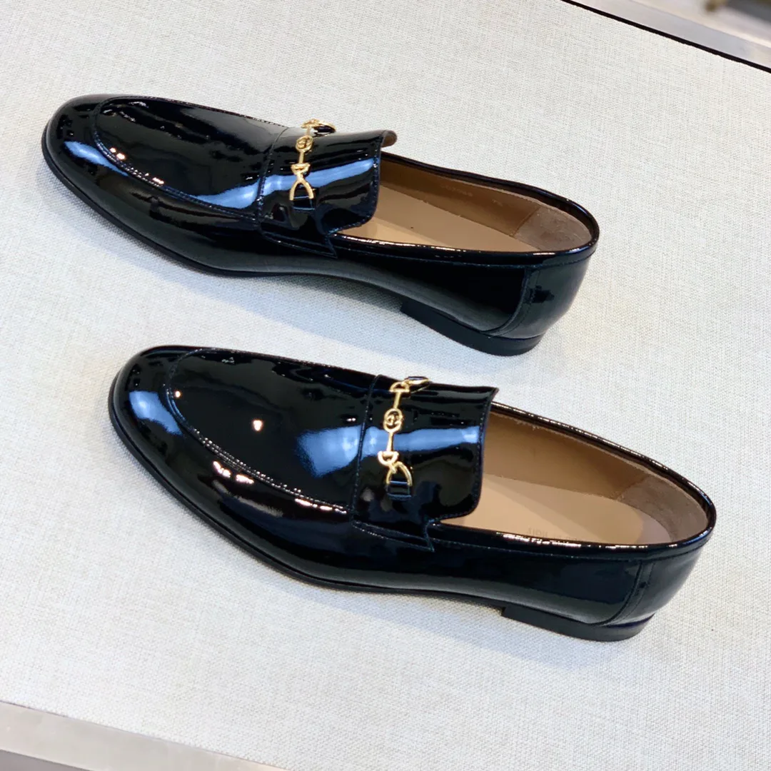Men's Loafers And Dress Shoes GUCCI 17955374