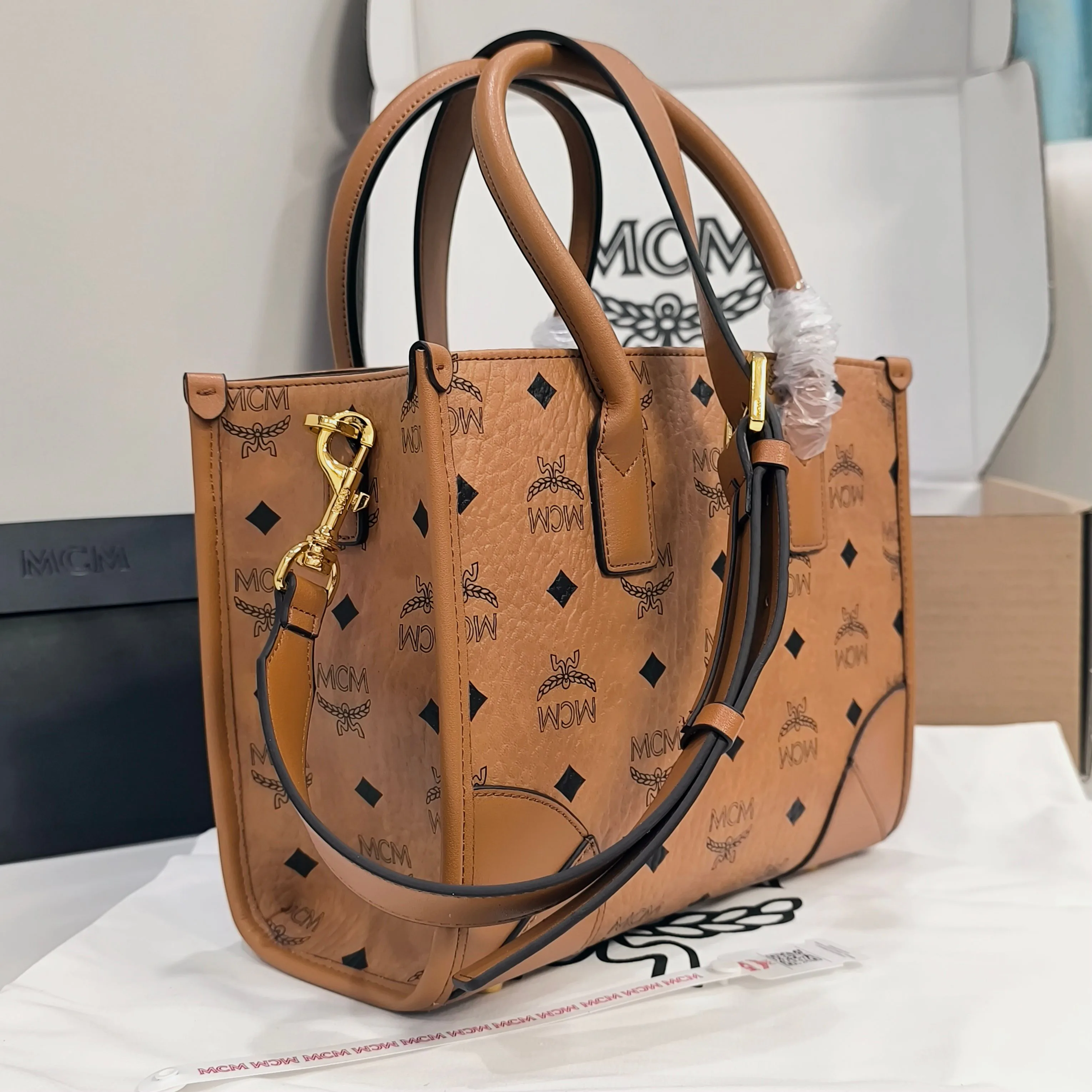 Women's Classic Handbags MCM 18223308