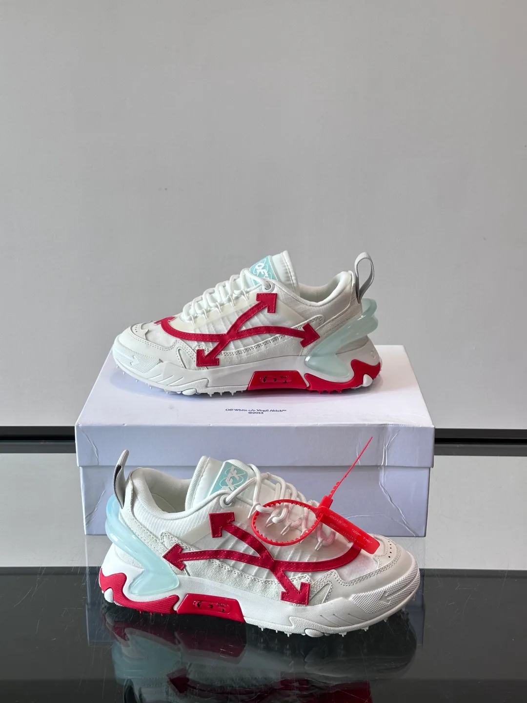 Women's Sneakers OFF-WHITE 17689327