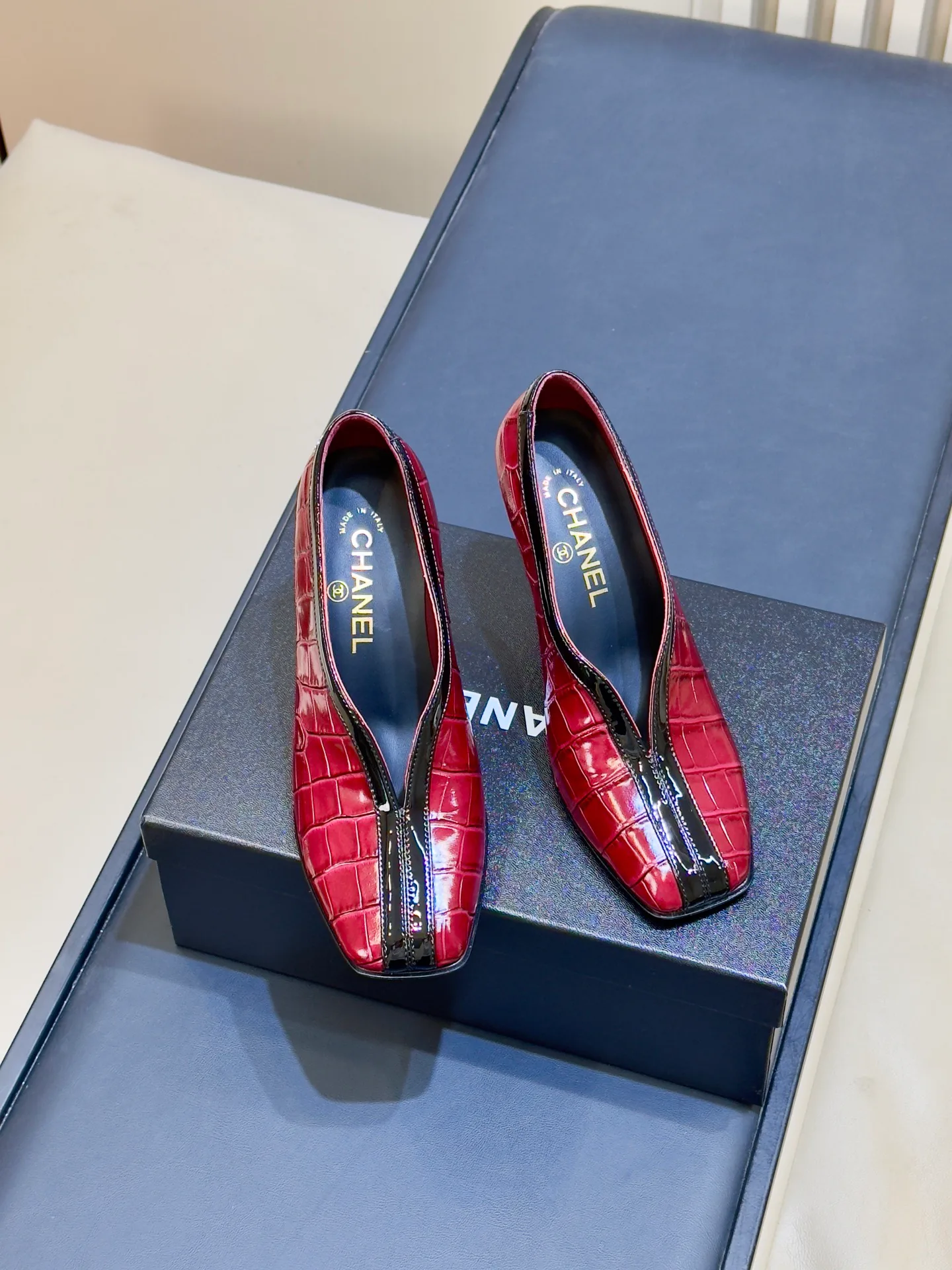 Women's Heels CHANEL 18073457