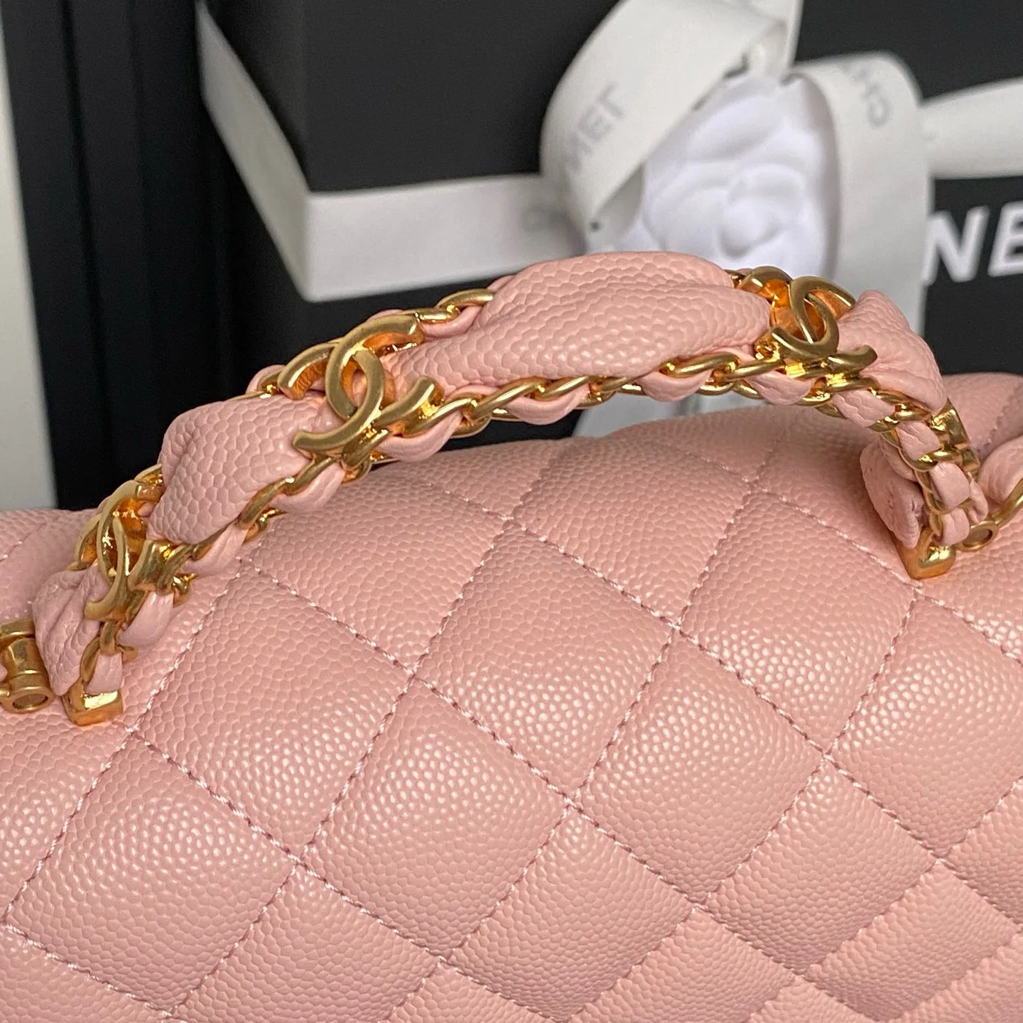 Women's Classic Handbags CHANEL 17364559