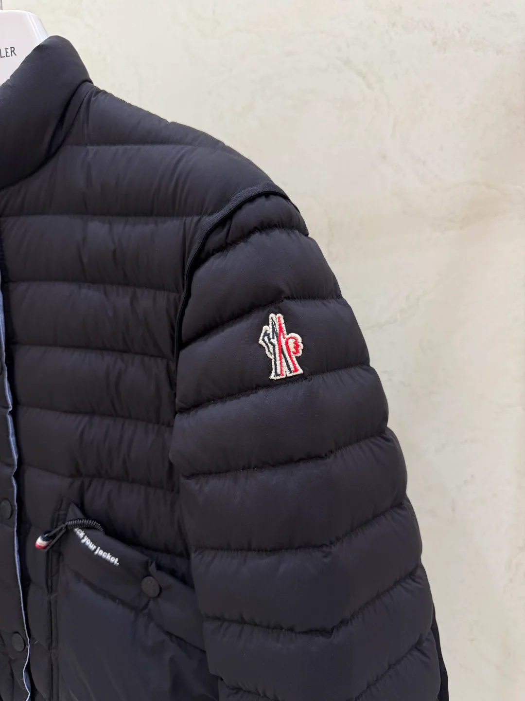 Women's Jackets And Down Jackets MONCLER 17918894