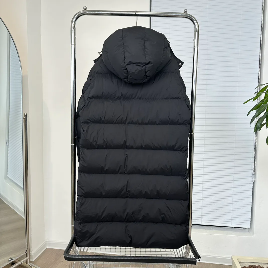 Women's Jackets And Down Jackets MONCLER 18415699