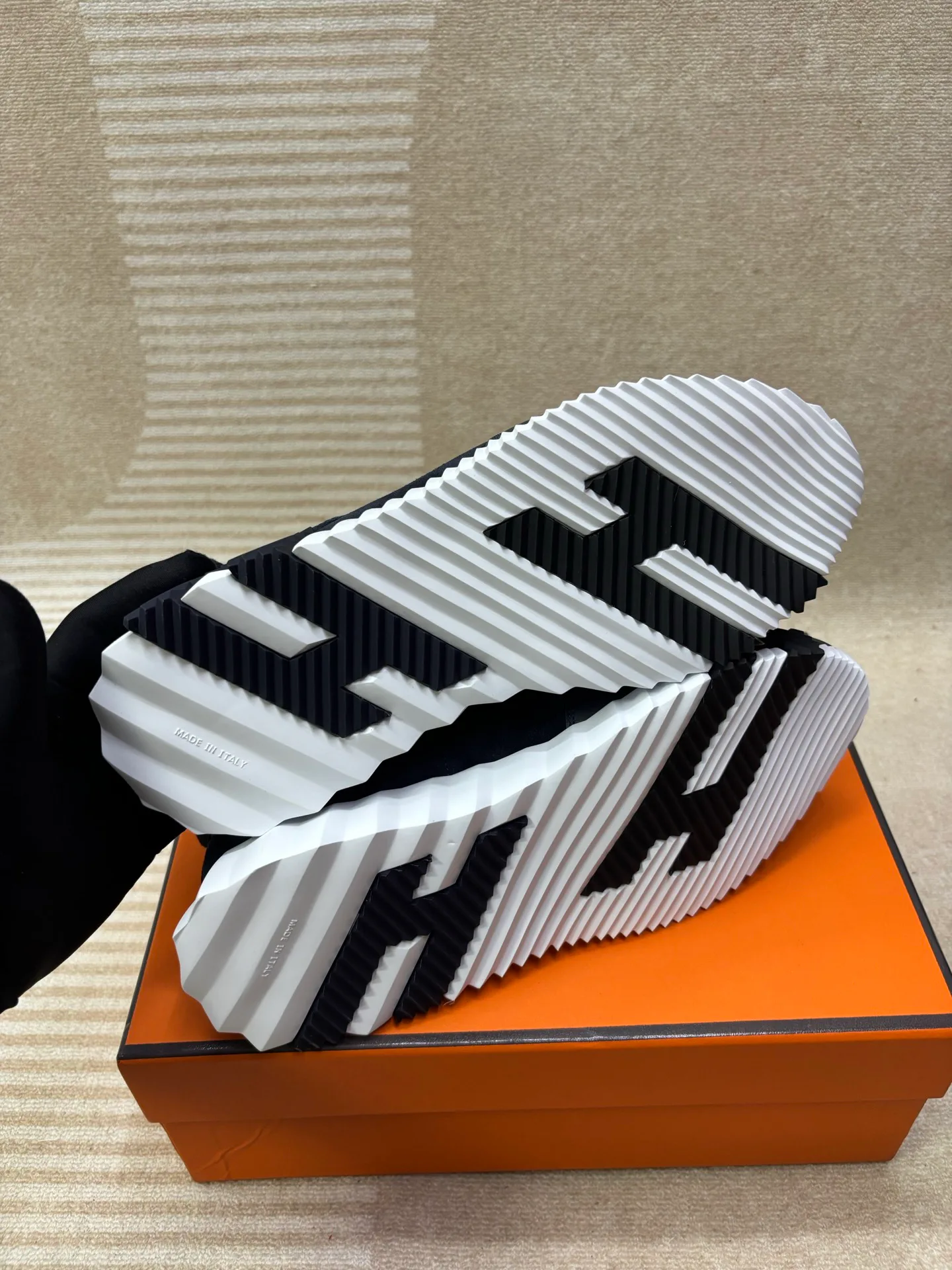 Men's Sneakers HERMES 18203244