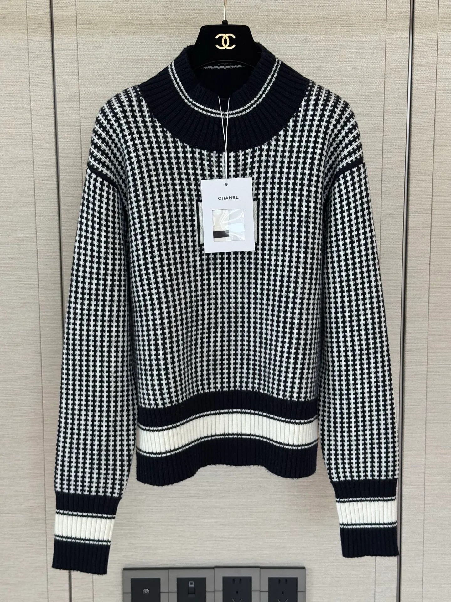 Women's Jumpers And Sweaters CHANEL 19579621