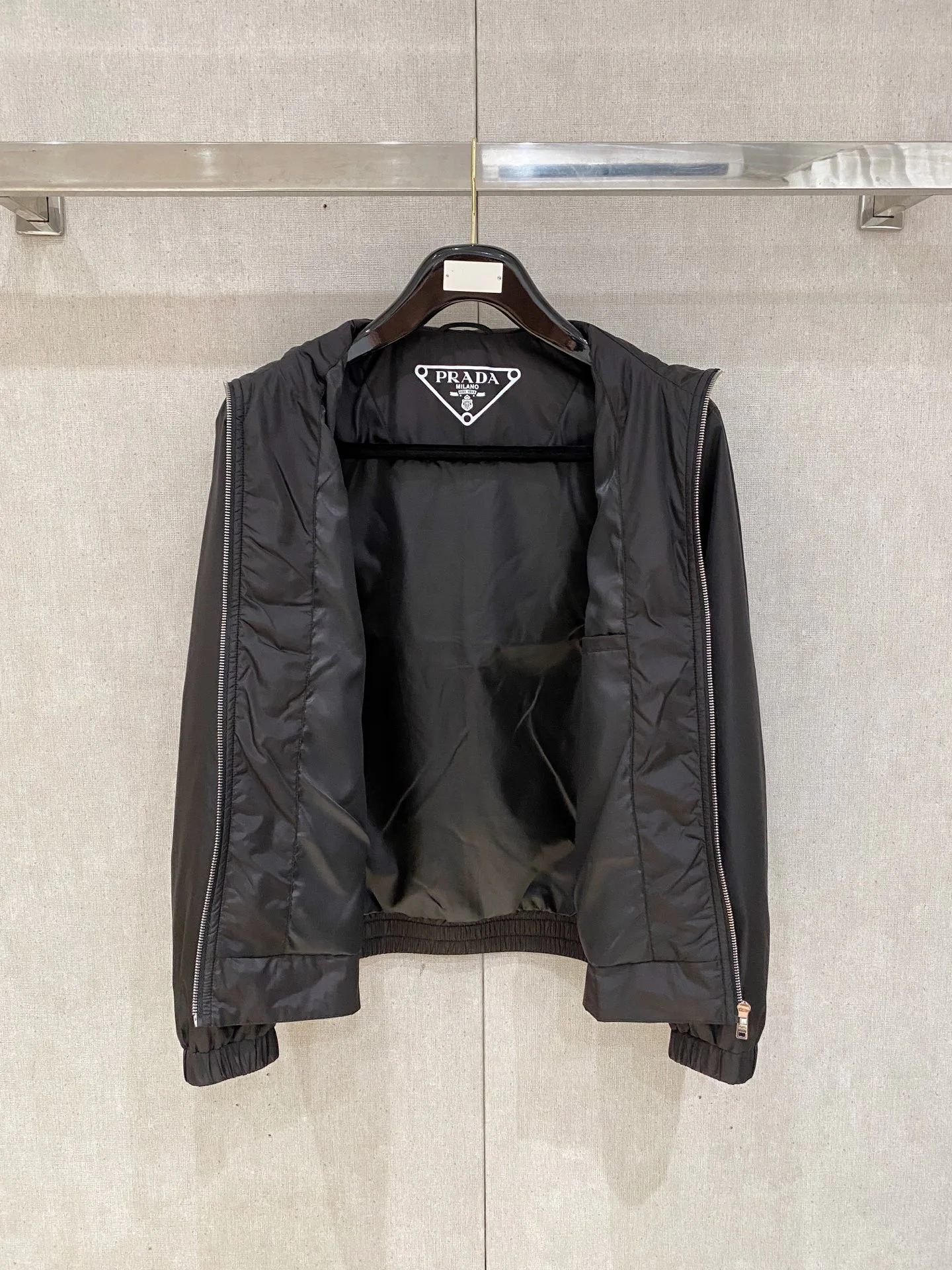 Men's Jackets And Down Jackets PRADA 18178187