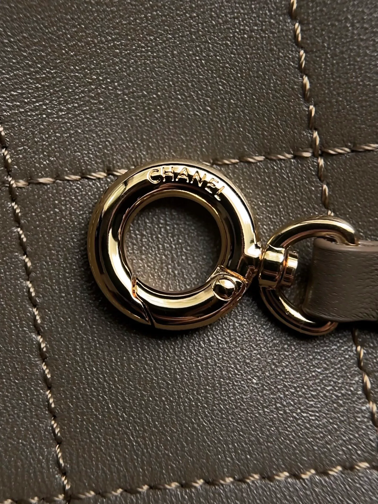 Women's Classic Handbags CHANEL 18147589