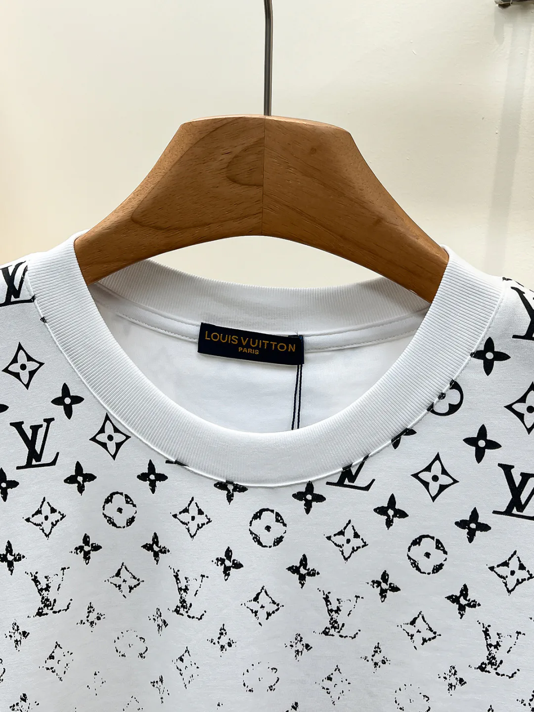 Men's T-Shirts LOUIS VUITTON 18499289