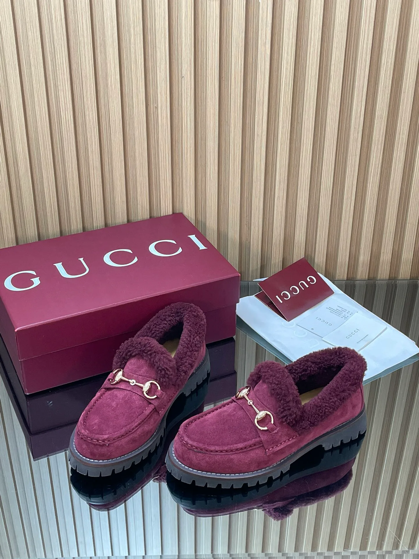 Women's Loafers And Moccasins GUCCI 18187067