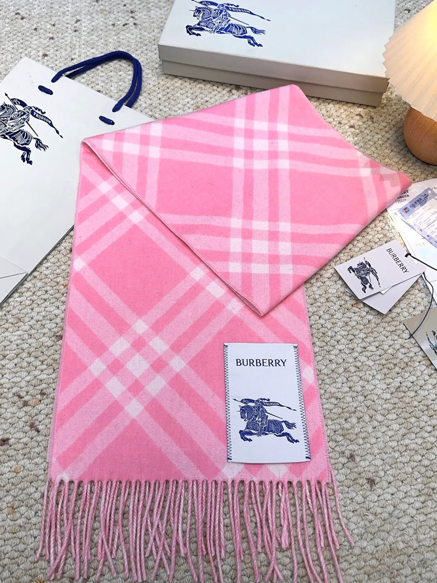Scarves BURBERRY 18105489