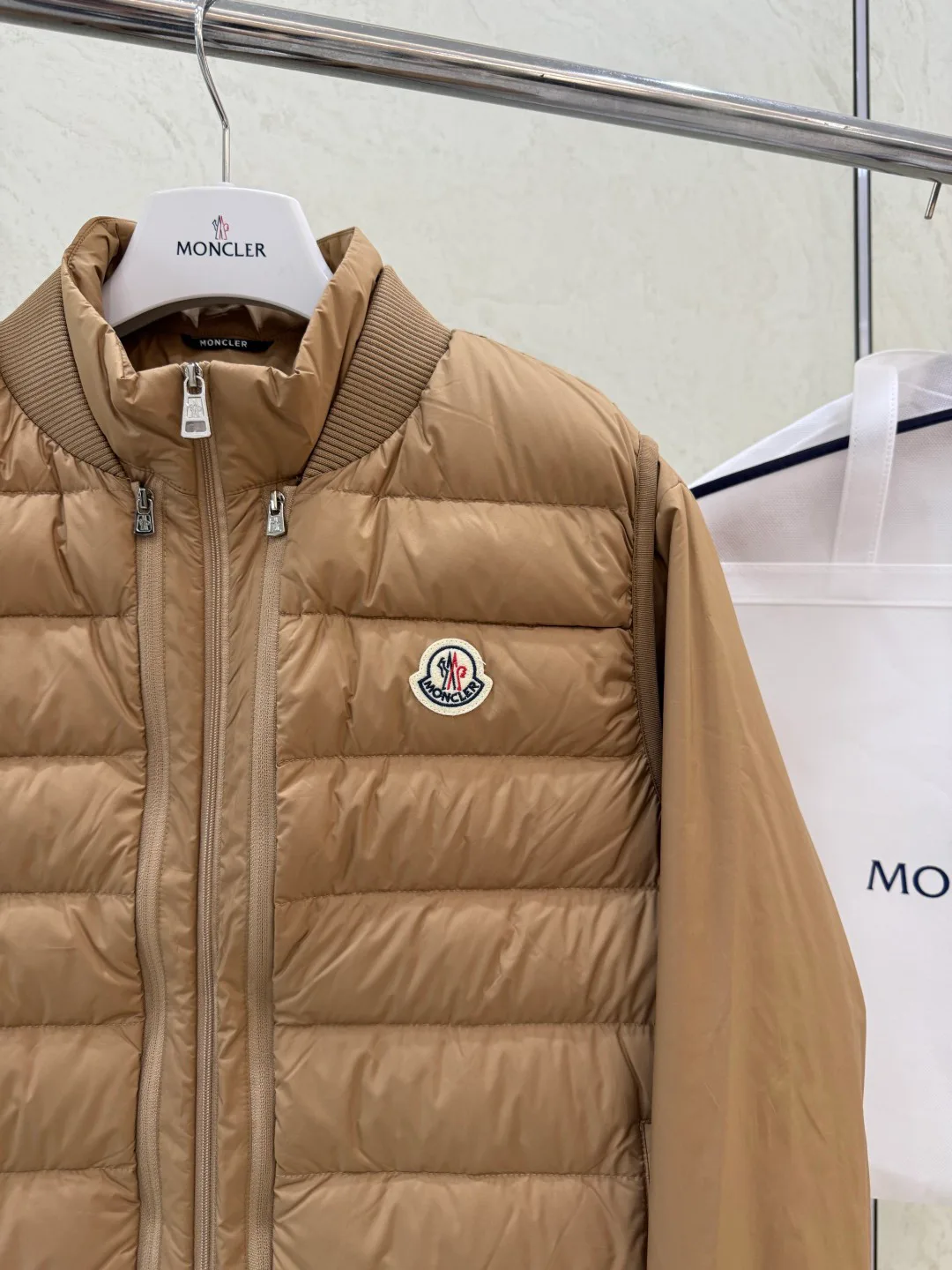 Men's Jackets And Down Jackets MONCLER 18507134