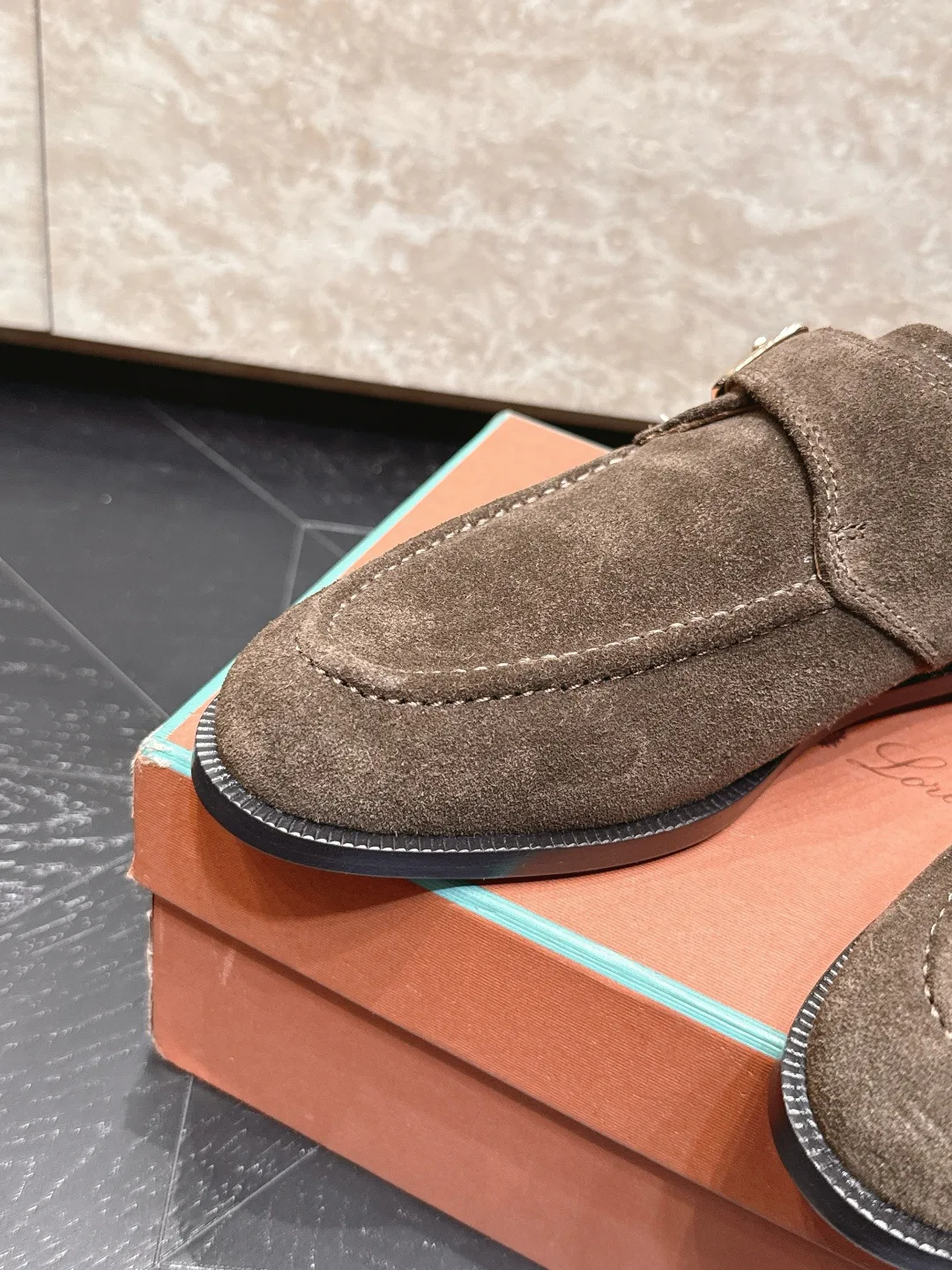 Women's Loafers And Moccasins LORO PIANA 17303702