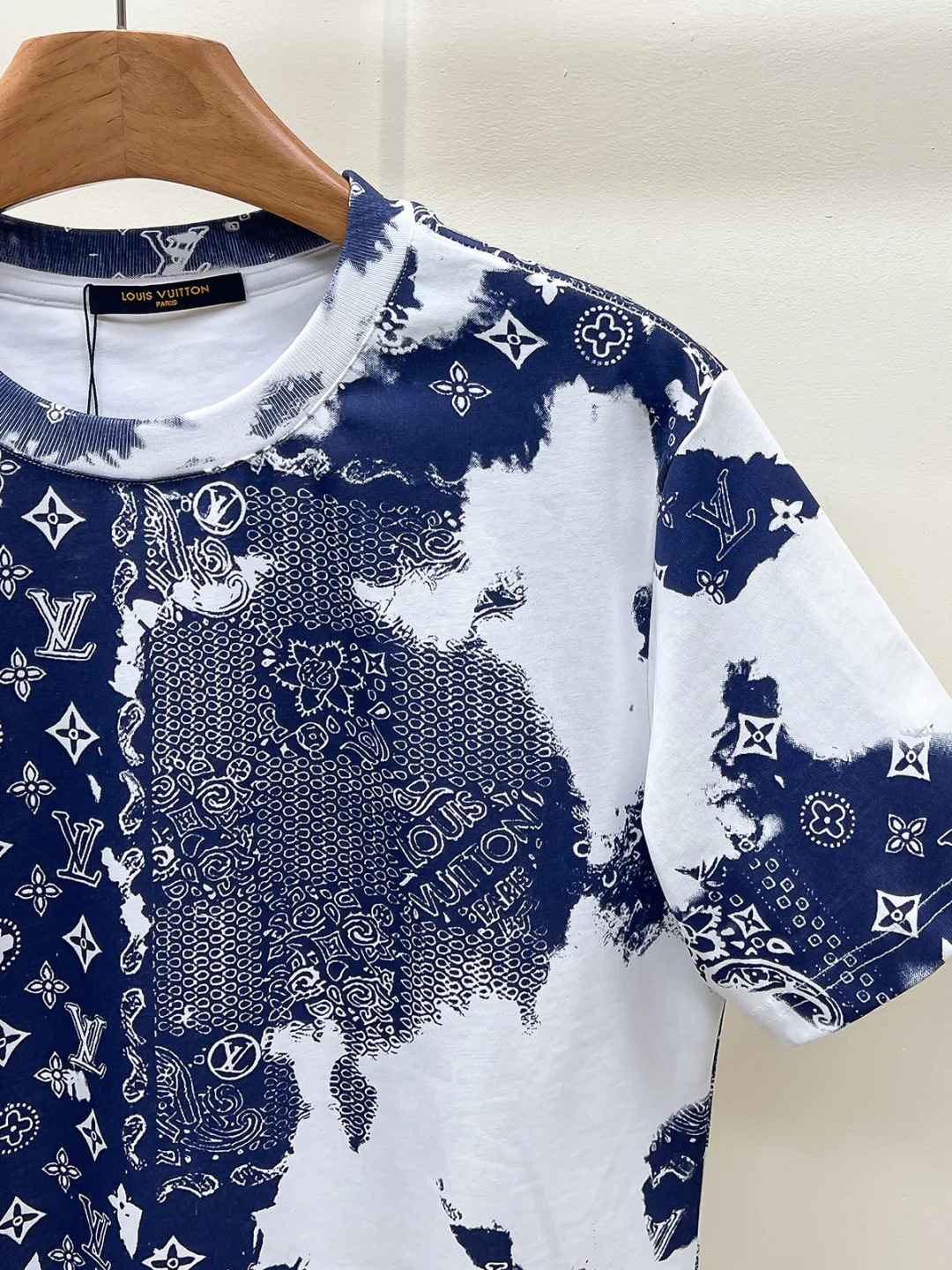 Men's T-Shirts LOUIS VUITTON 18499491