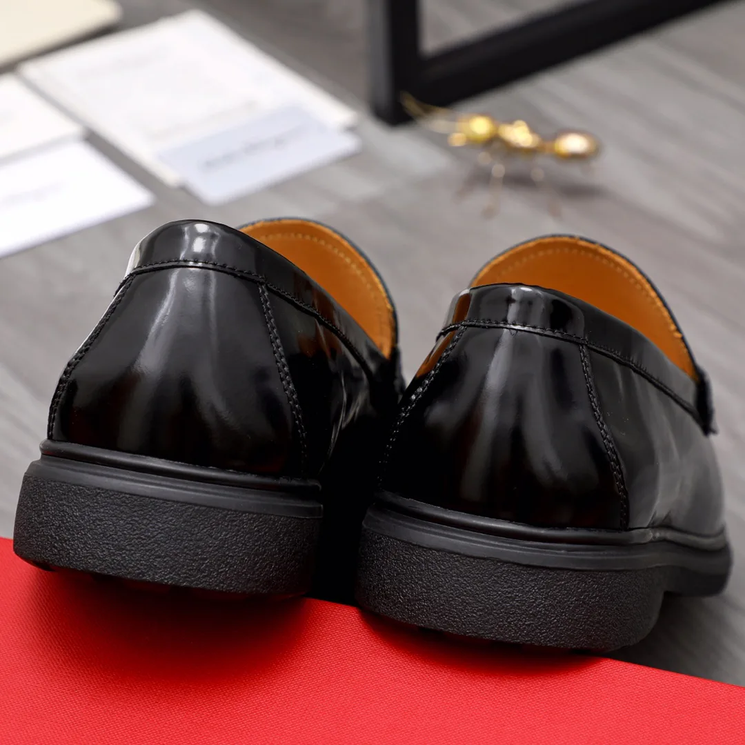 Men's Loafers And Dress Shoes SALVATORE FERRAGAMO 17802898