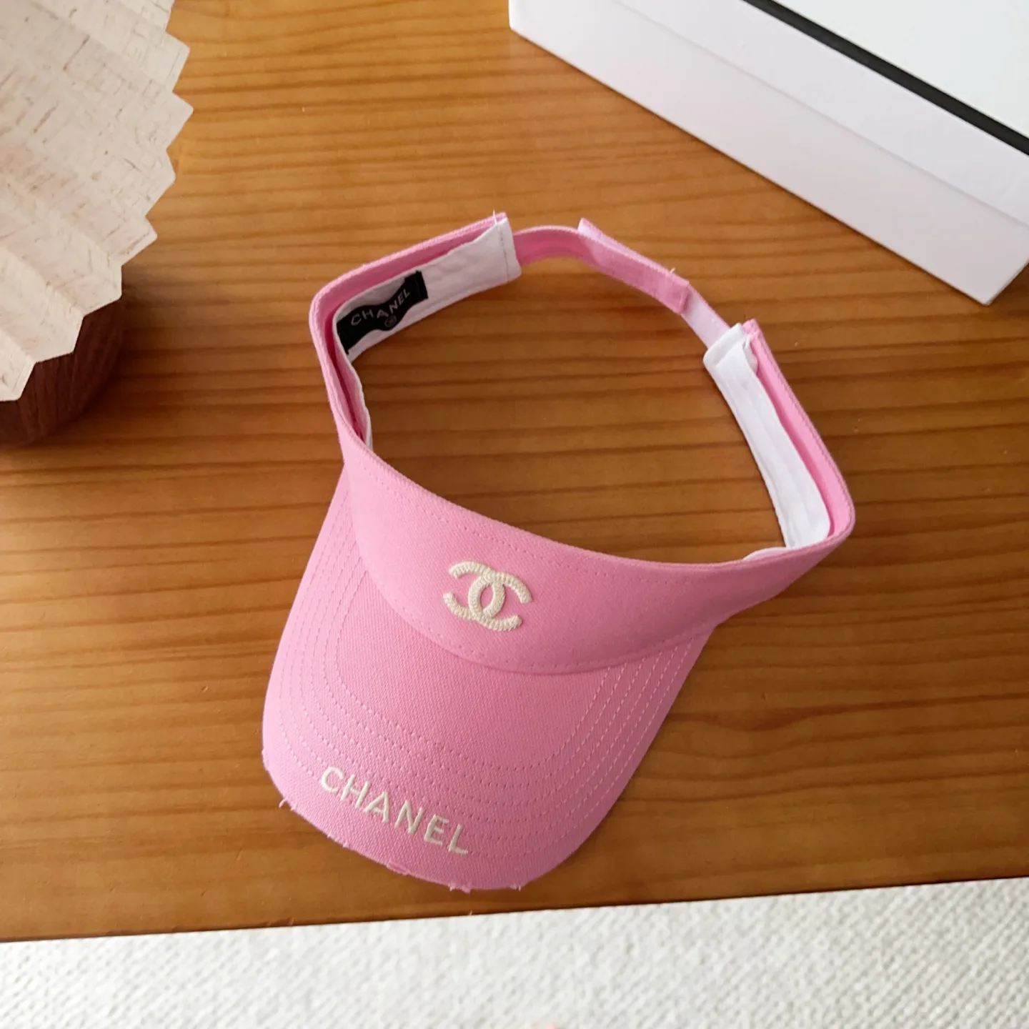 Hats CHANEL 17467555