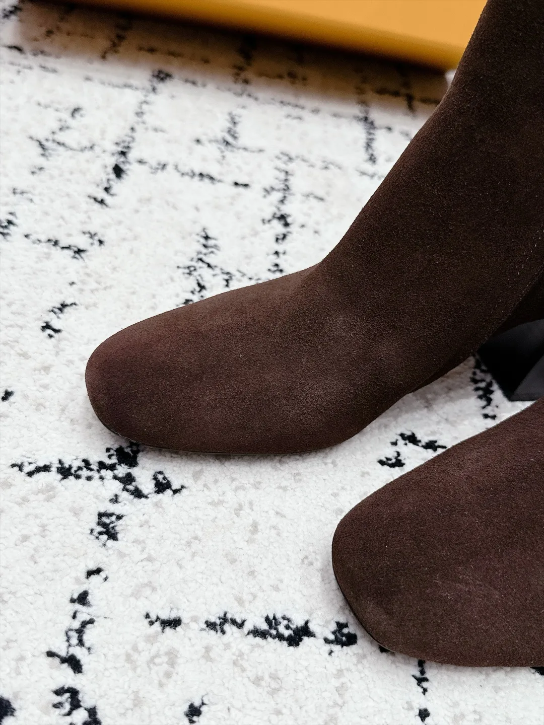 Women's Booties LOUIS VUITTON 18454407
