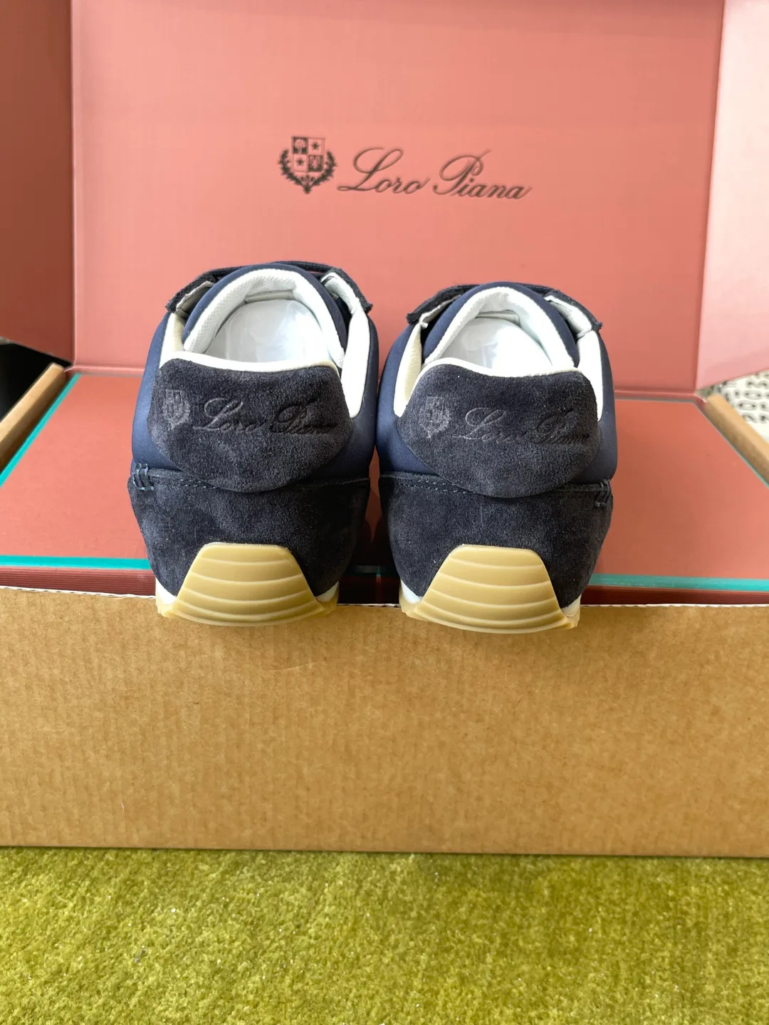 Women's Sneakers LORO PIANA 17424587