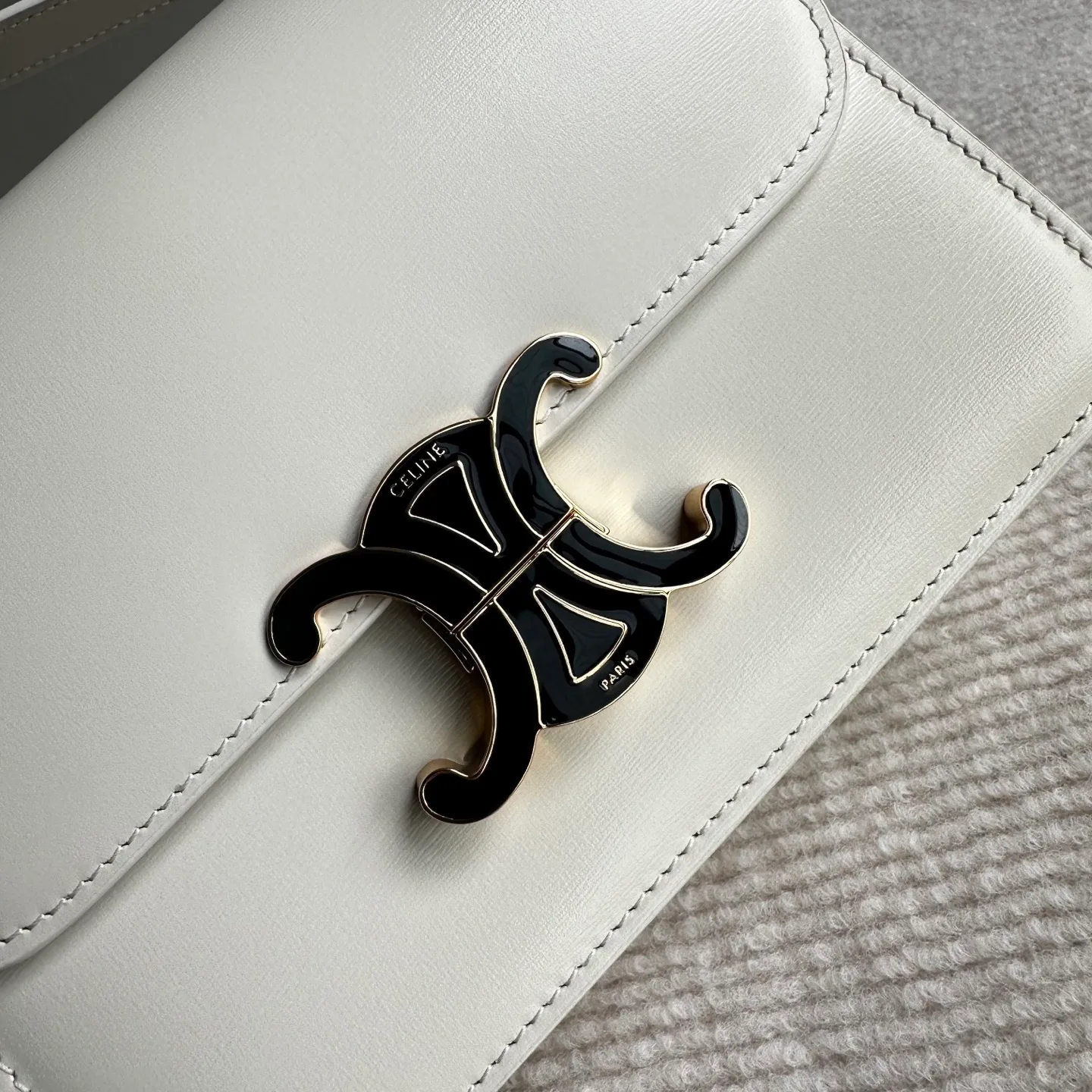 Women's Classic Handbags CELINE 17796563