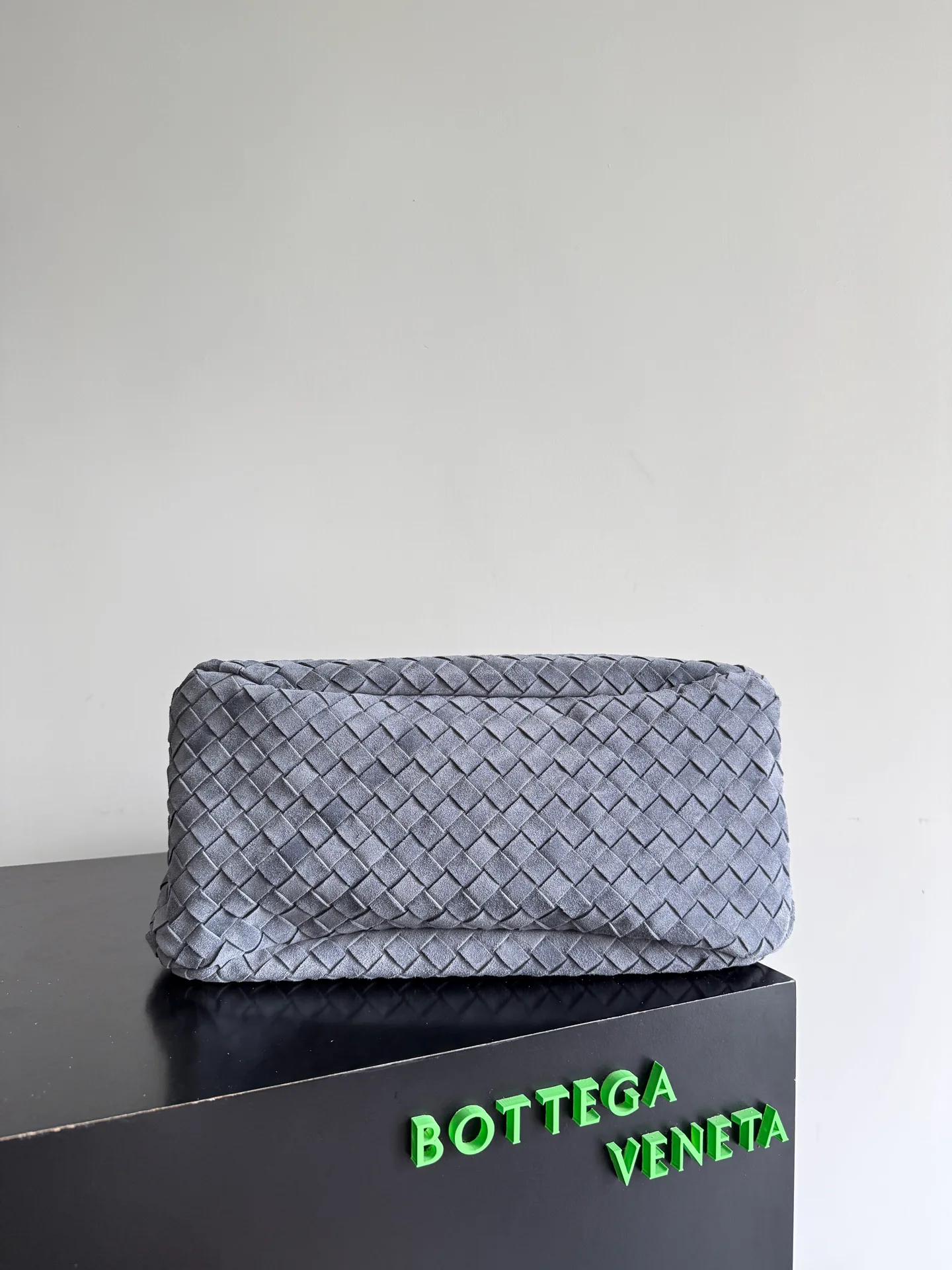 Women's Classic Handbags BOTTEGA VENETA 18321528