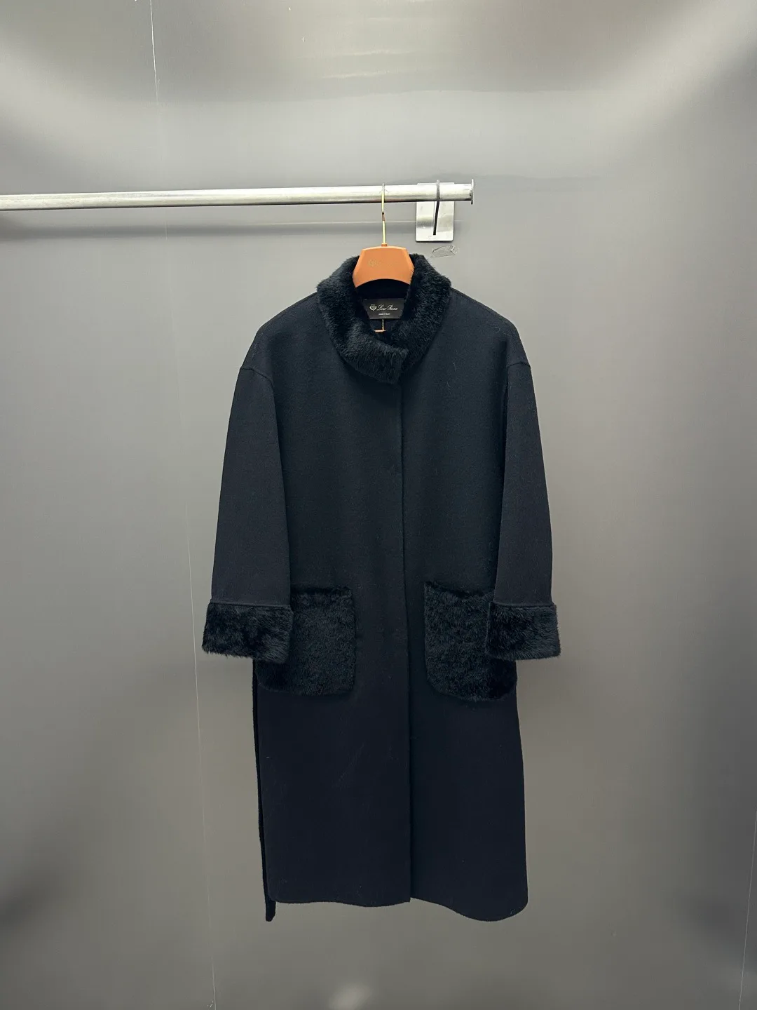 Women's Coats LORO PIANA 18456311