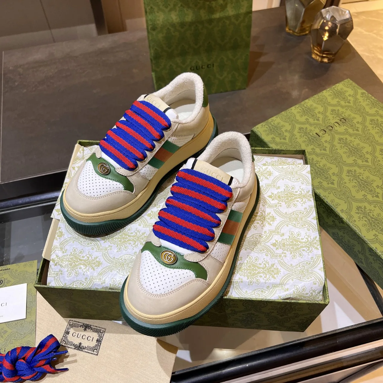 Women's Sneakers GUCCI 17955444