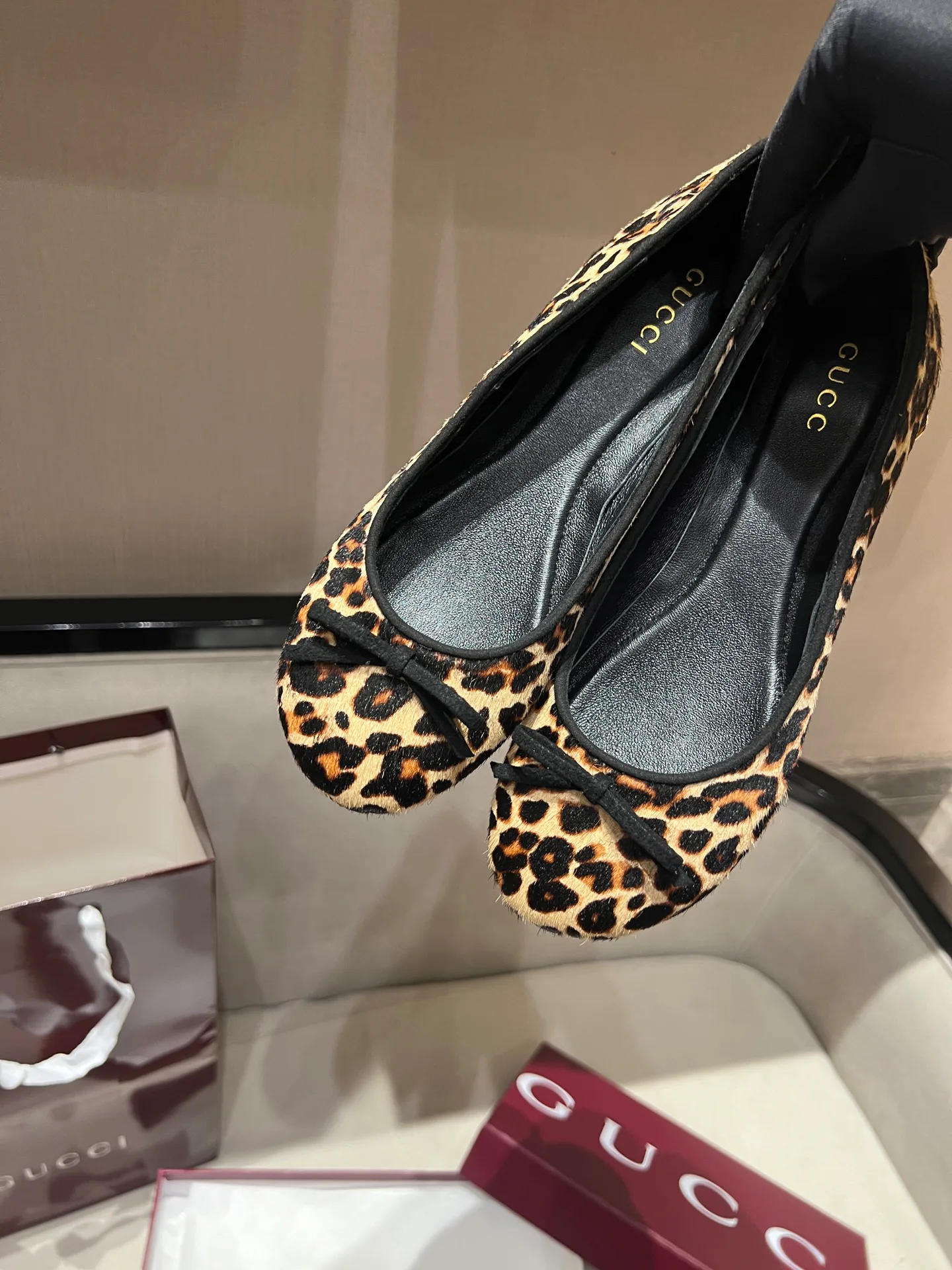 Women's Ballet Flats GUCCI 18020255