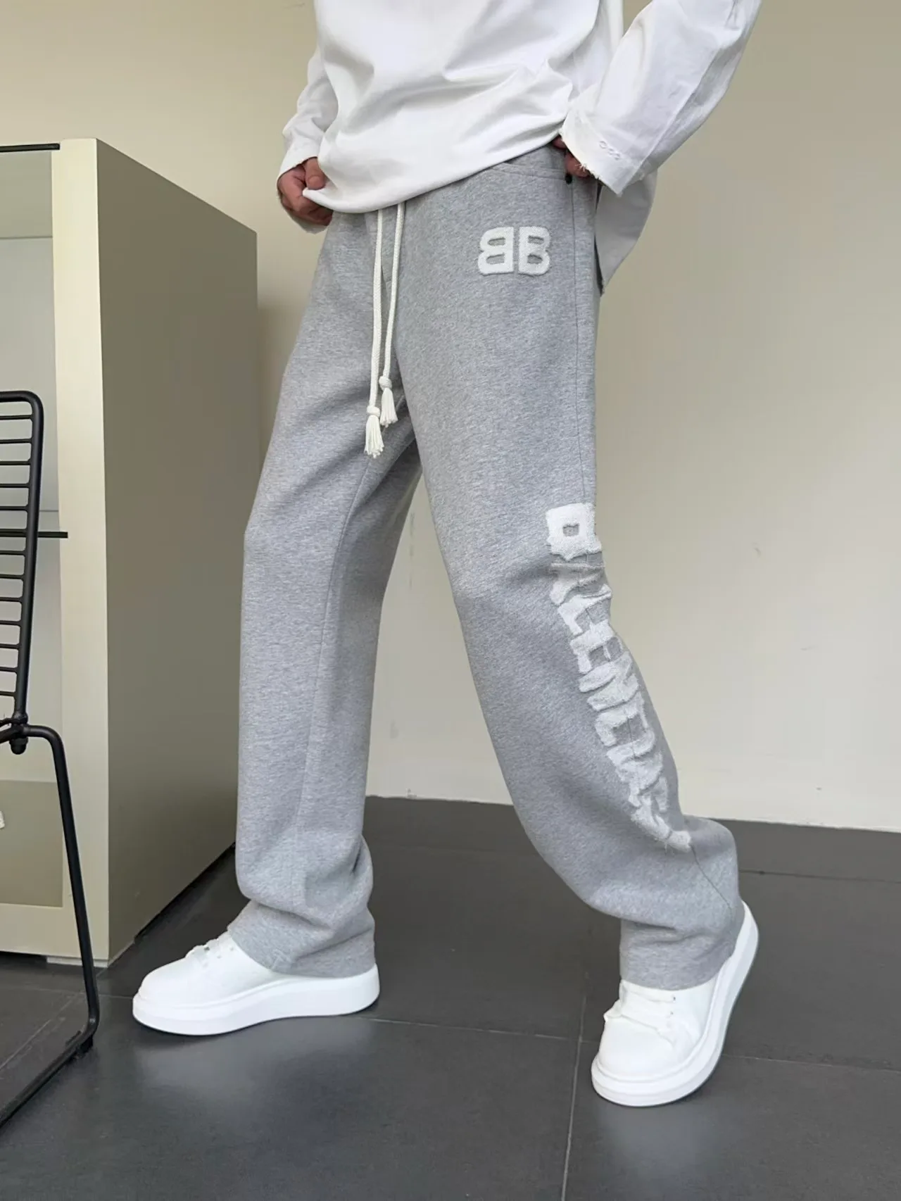 Men's Trousers BALENCIAGA 17882724