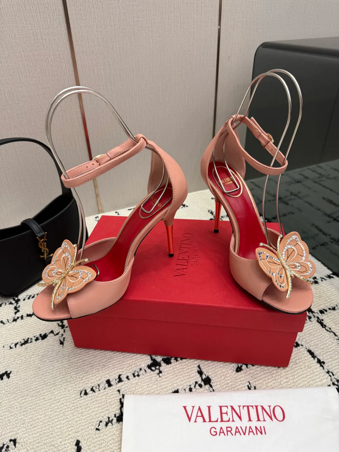 Women's Open-Toe Sandals VALENTINO 18049036