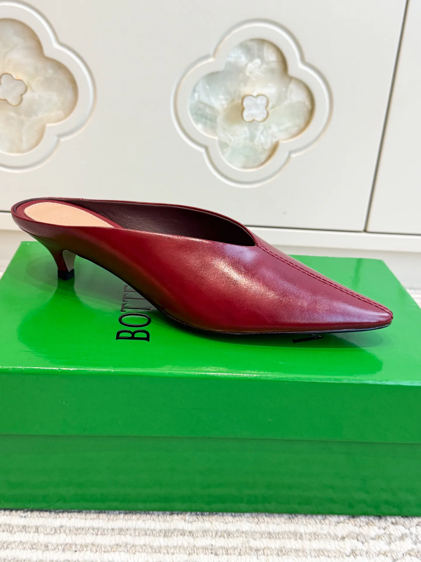 Women's Mules And Clogs BOTTEGA VENETA 18146311
