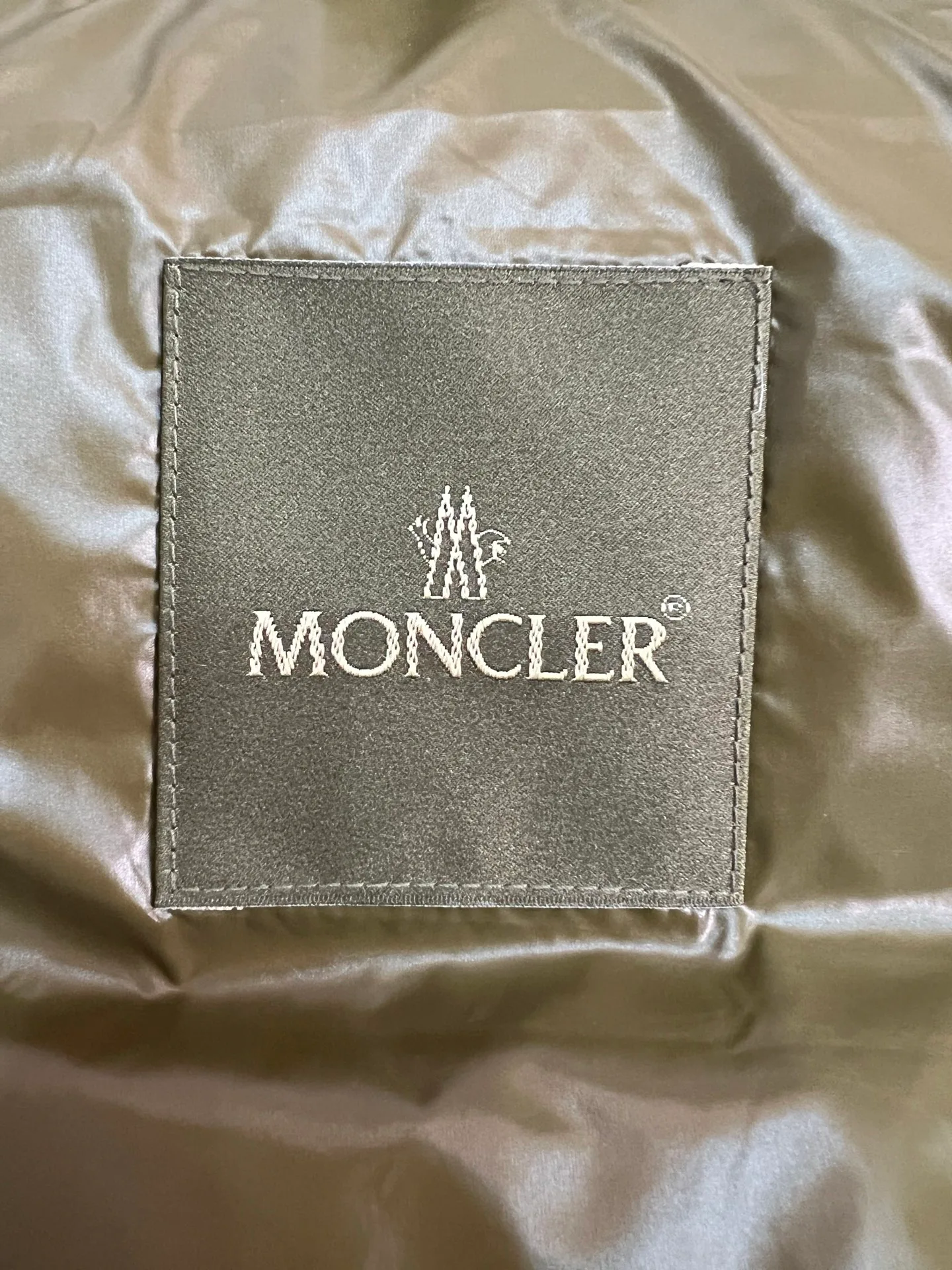 Жилеты Мужские Moncler 18599852