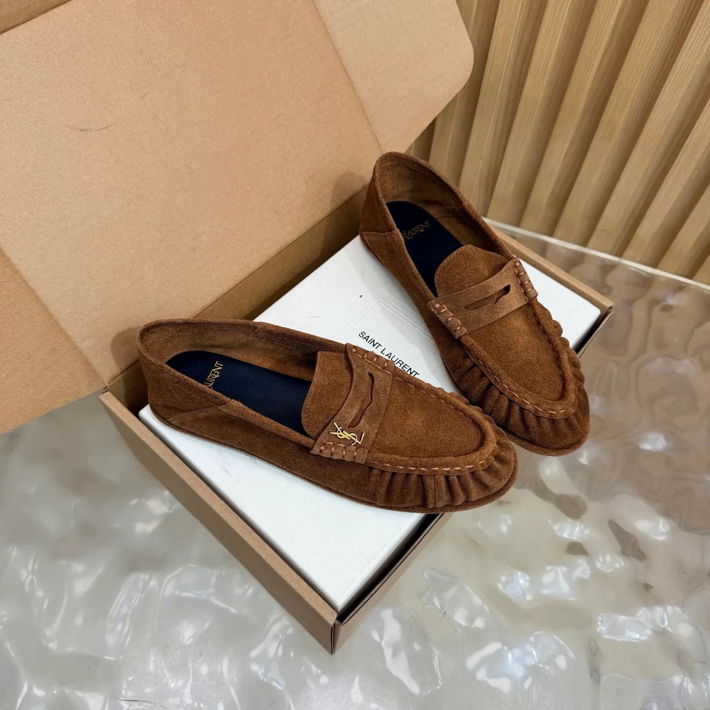 Women's Loafers And Moccasins SAINT LAURENT 17926442