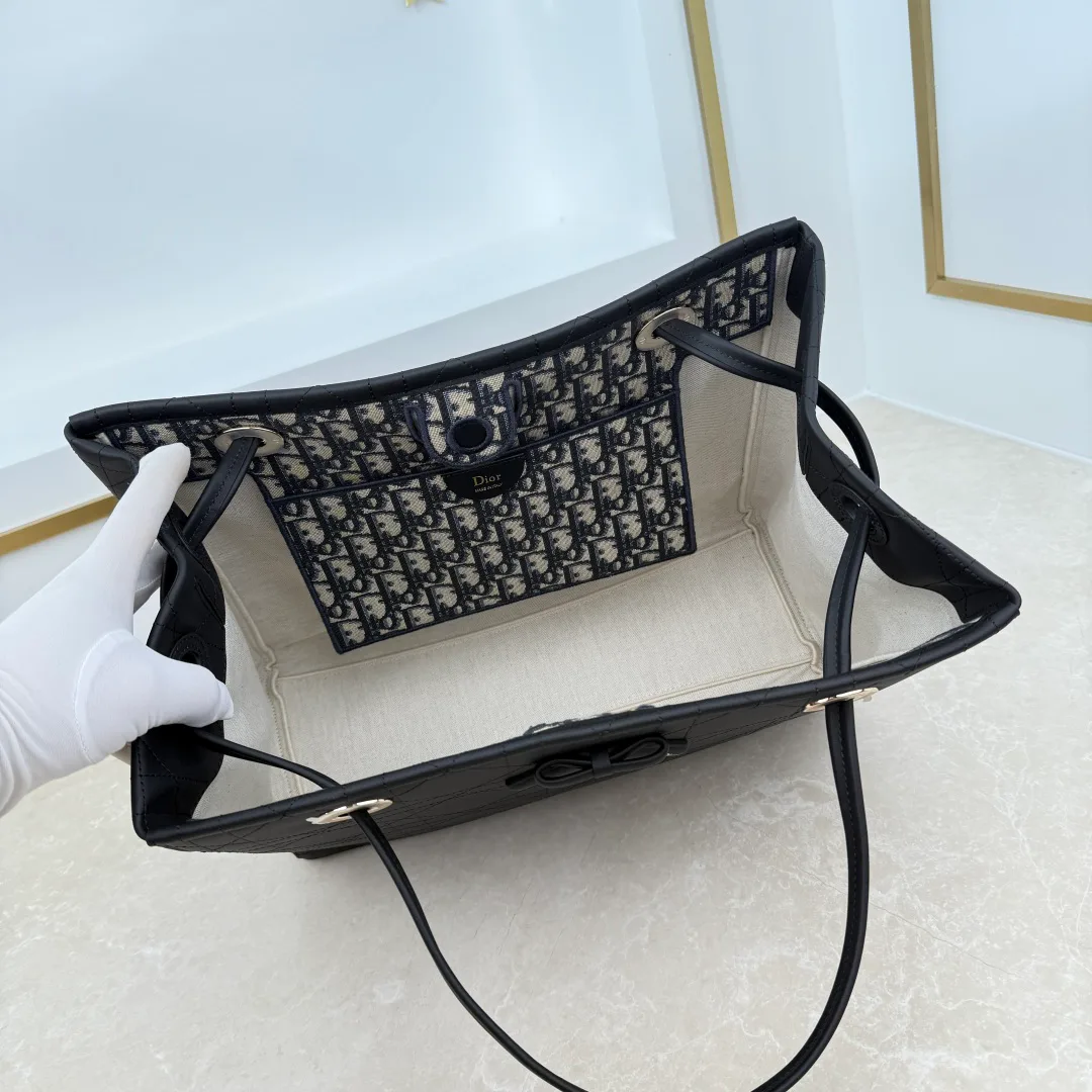 Women's Classic Handbags CHRISTIAN DIOR 18187805