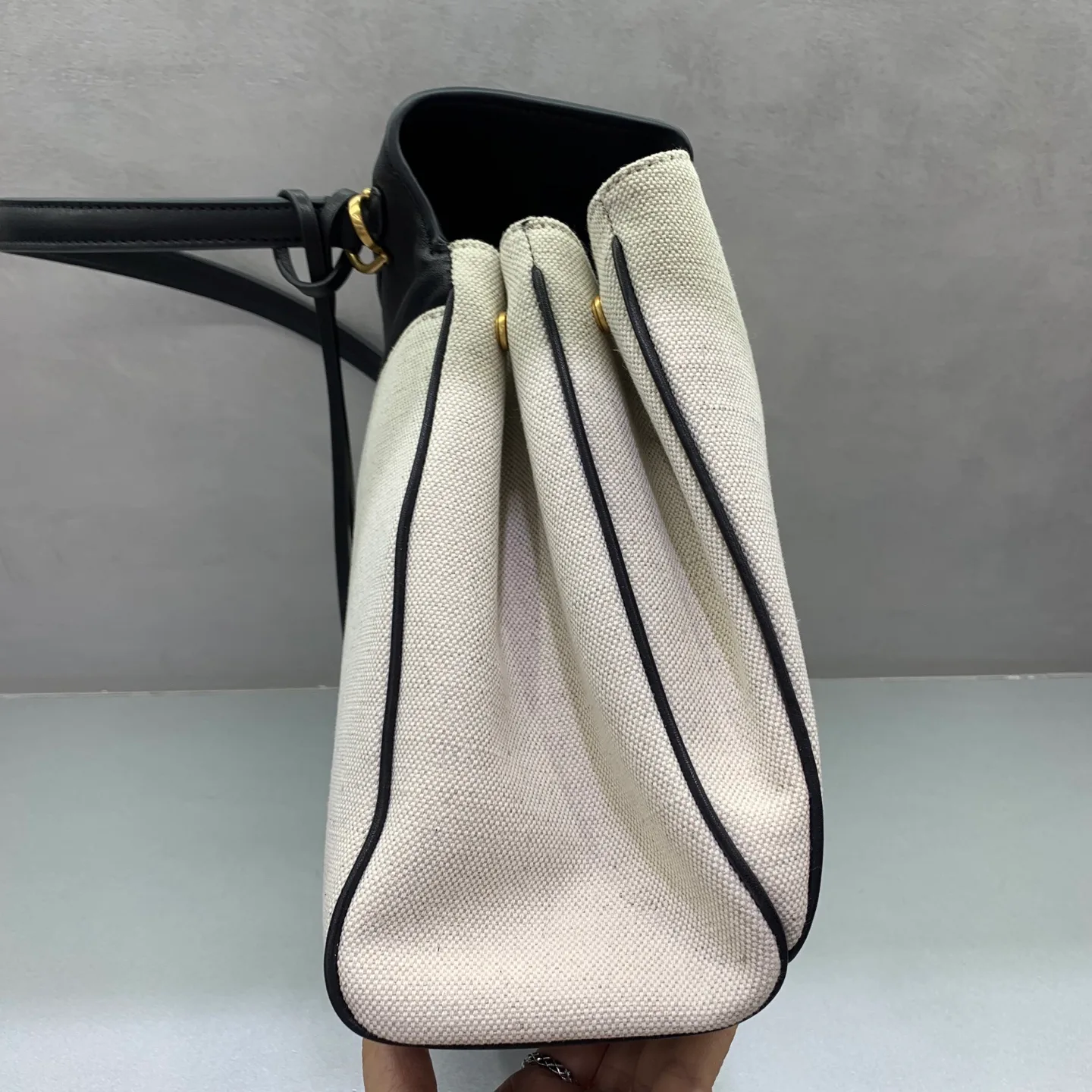 Women's Classic Handbags BALENCIAGA 18136004