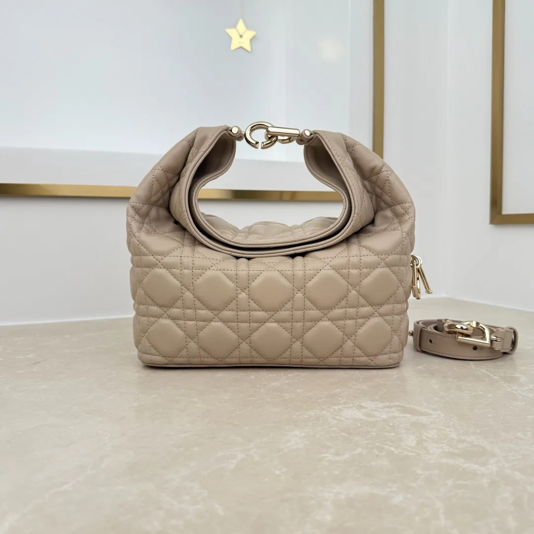 Women's Classic Handbags CHRISTIAN DIOR 18116271