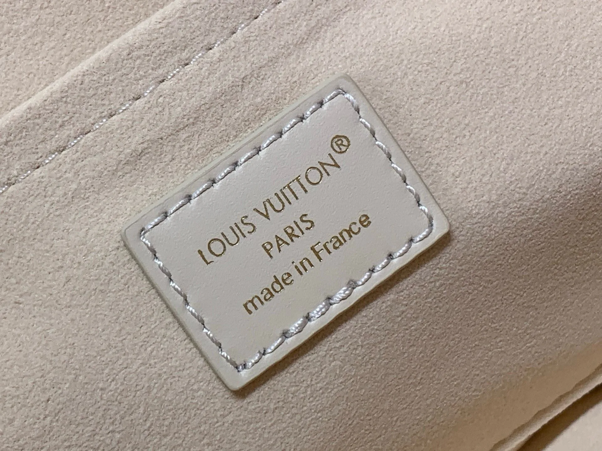 Women's Classic Handbags LOUIS VUITTON 17499358