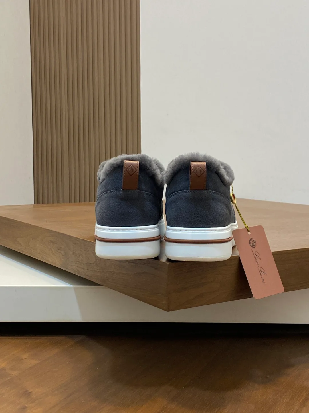 Кроссовки Мужские Loro Piana 18586563