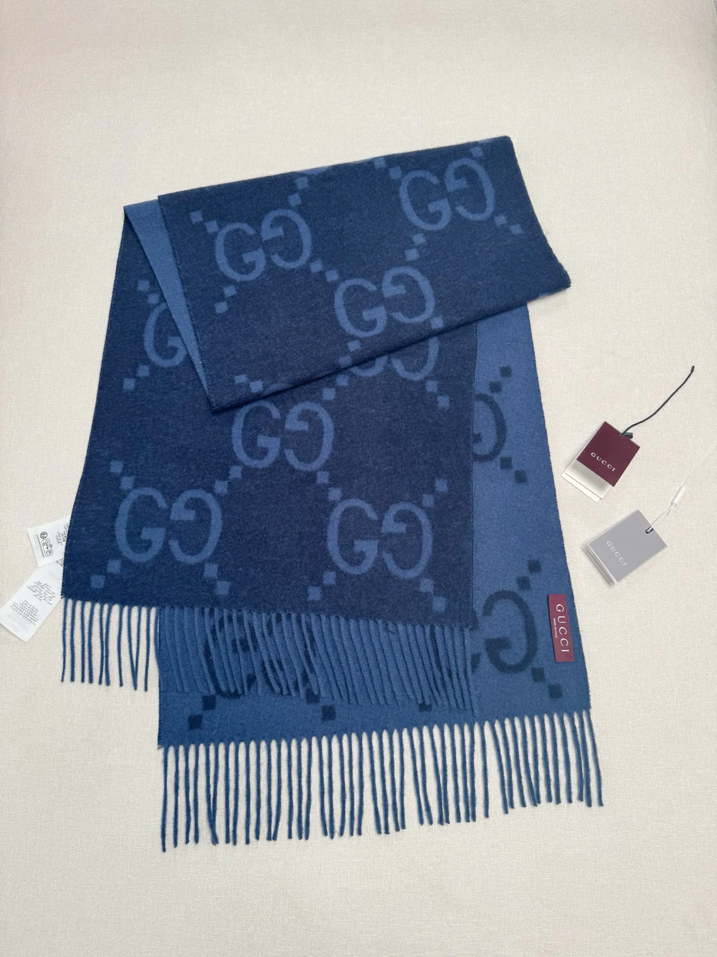 Scarves GUCCI 17945380