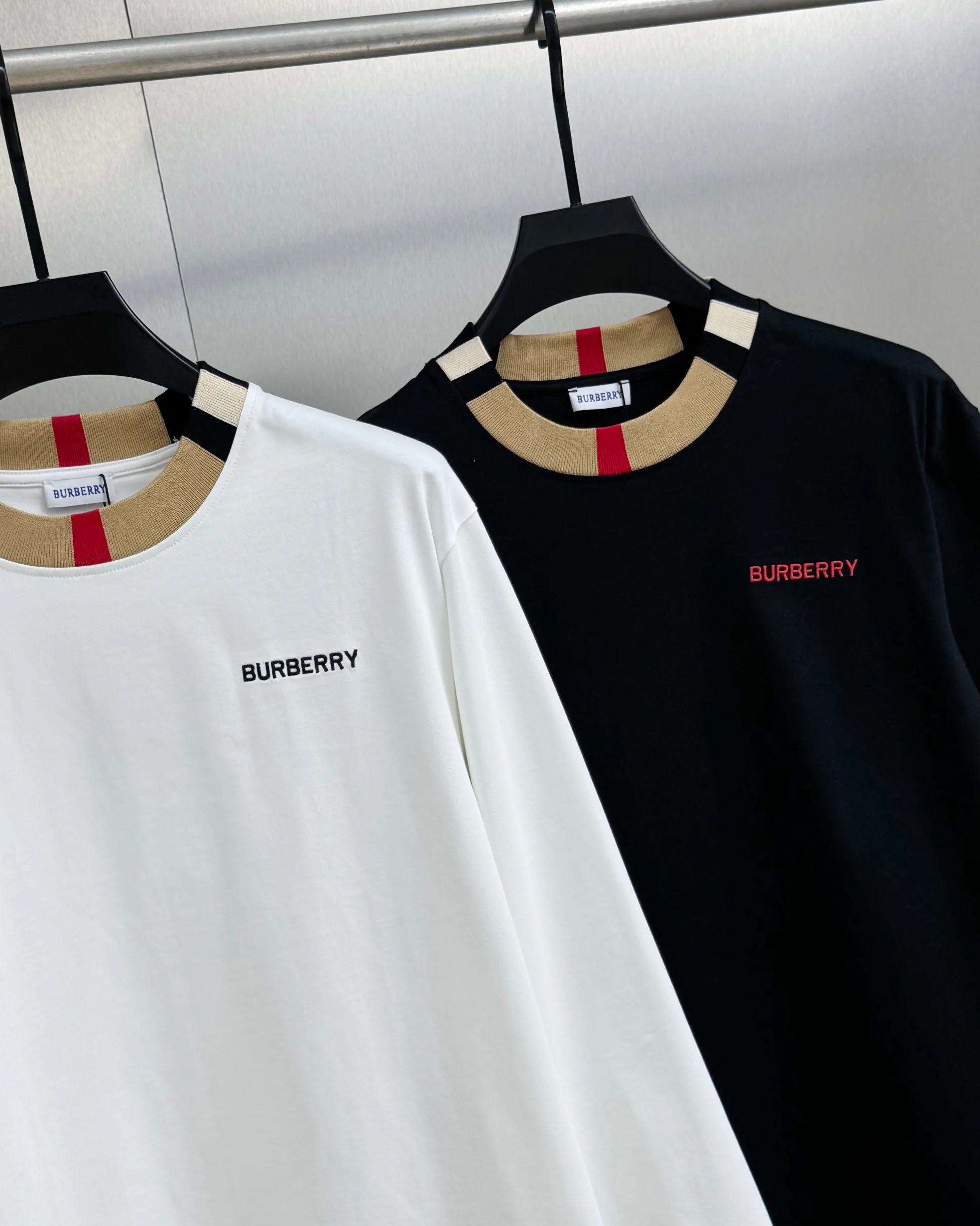 Men's T-Shirts BURBERRY 18068712