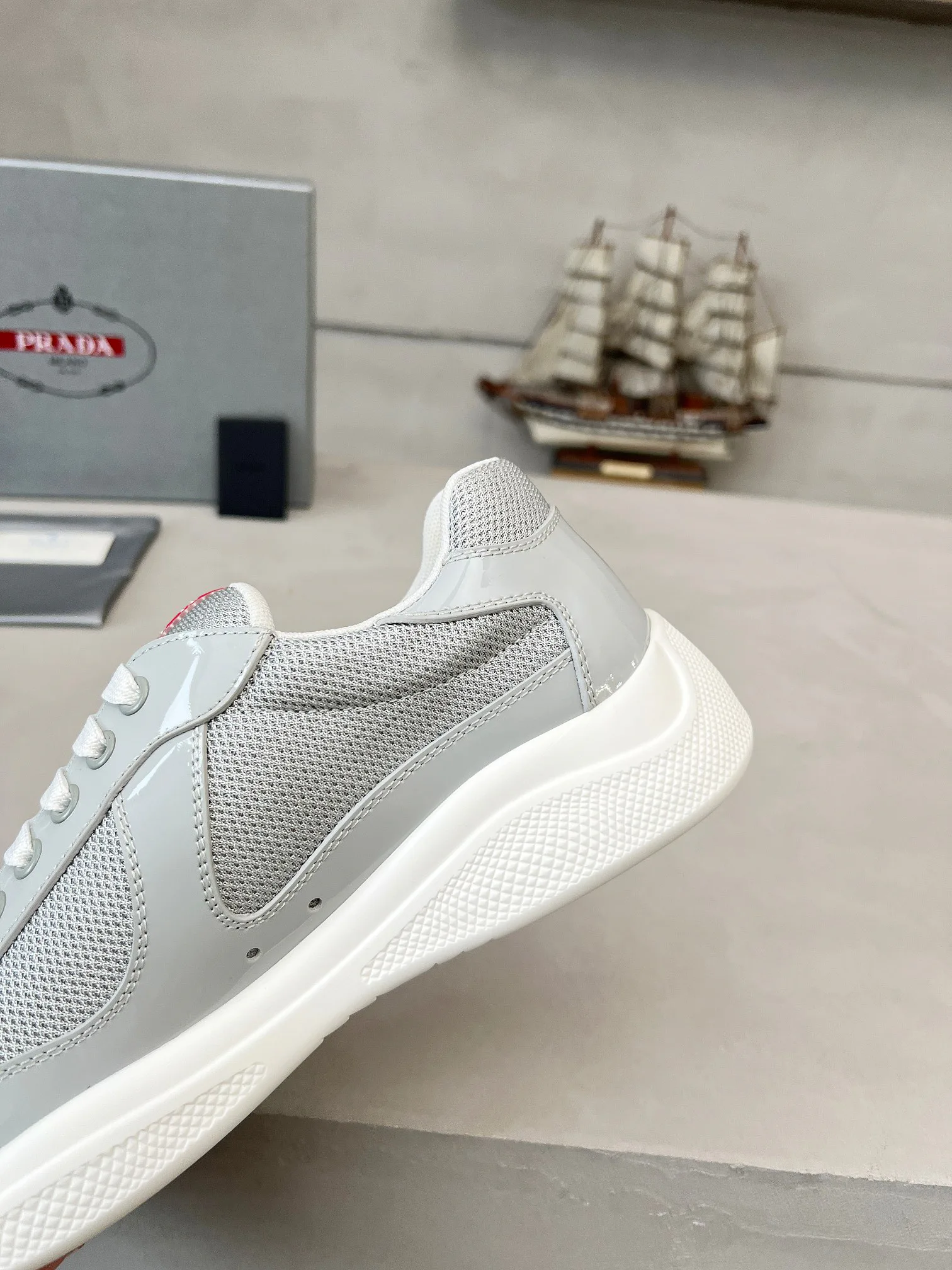 Women's Sneakers PRADA 17704055