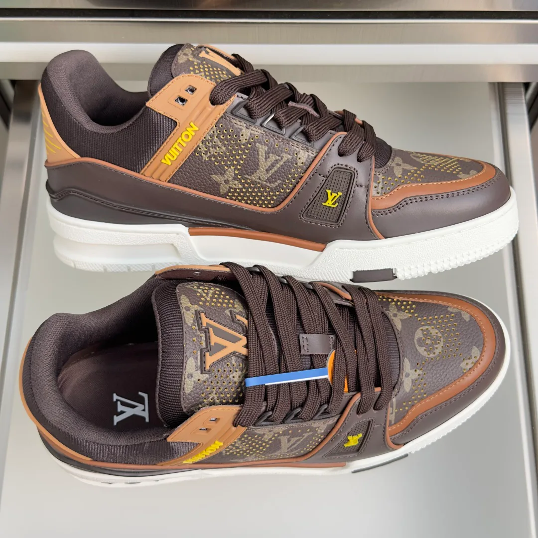 Men's Sneakers LOUIS VUITTON 17772027