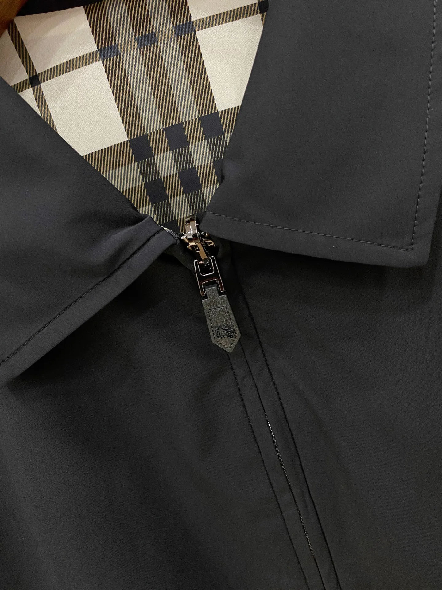 Men's Jackets And Down Jackets BURBERRY 18246891