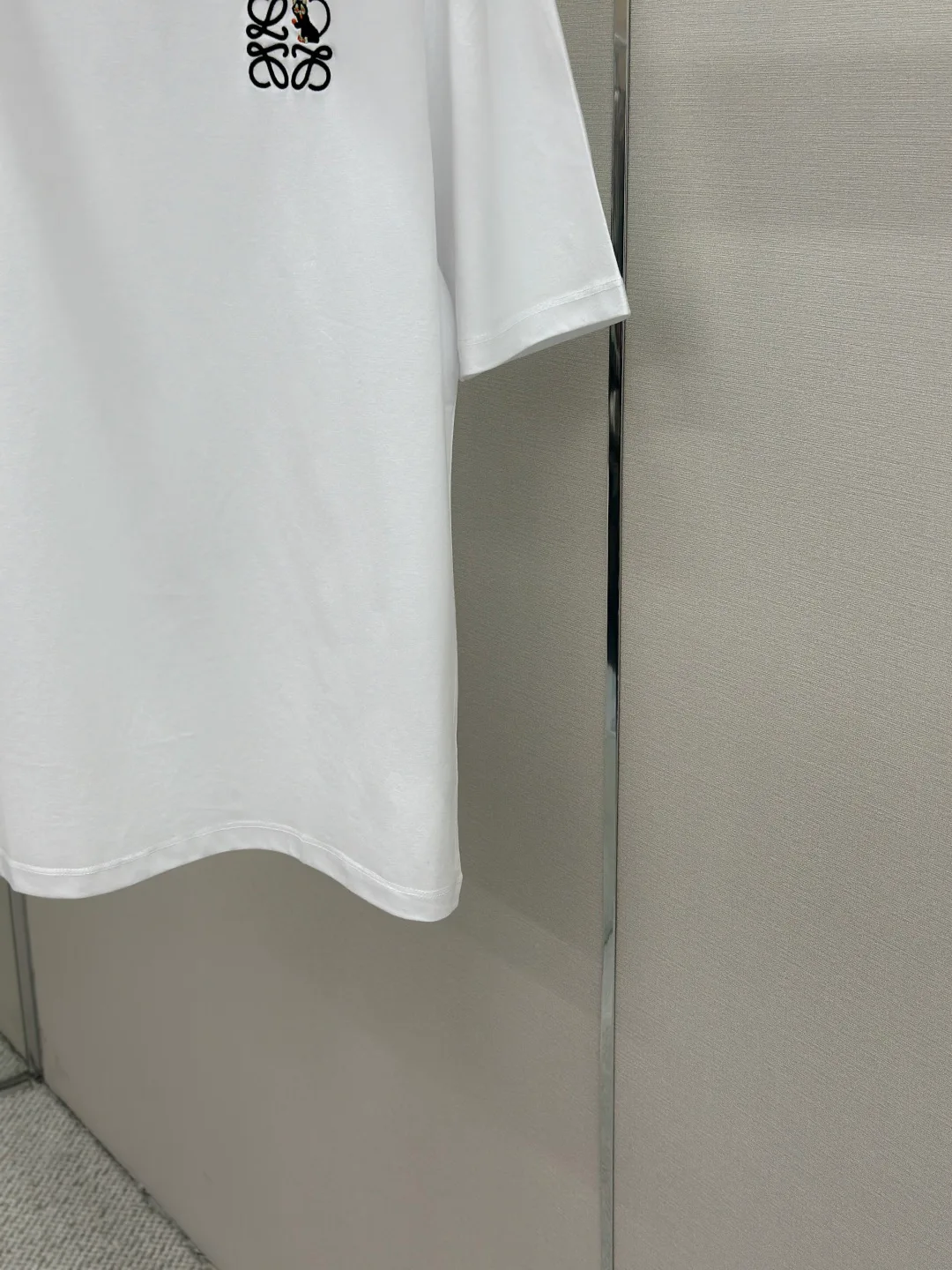 Women's T-Shirts LOEWE 18191137