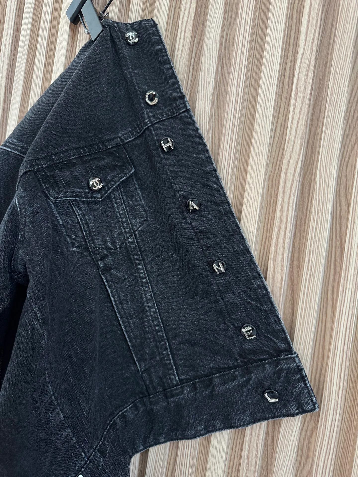 Women's Jackets And Down Jackets CHANEL 18174607