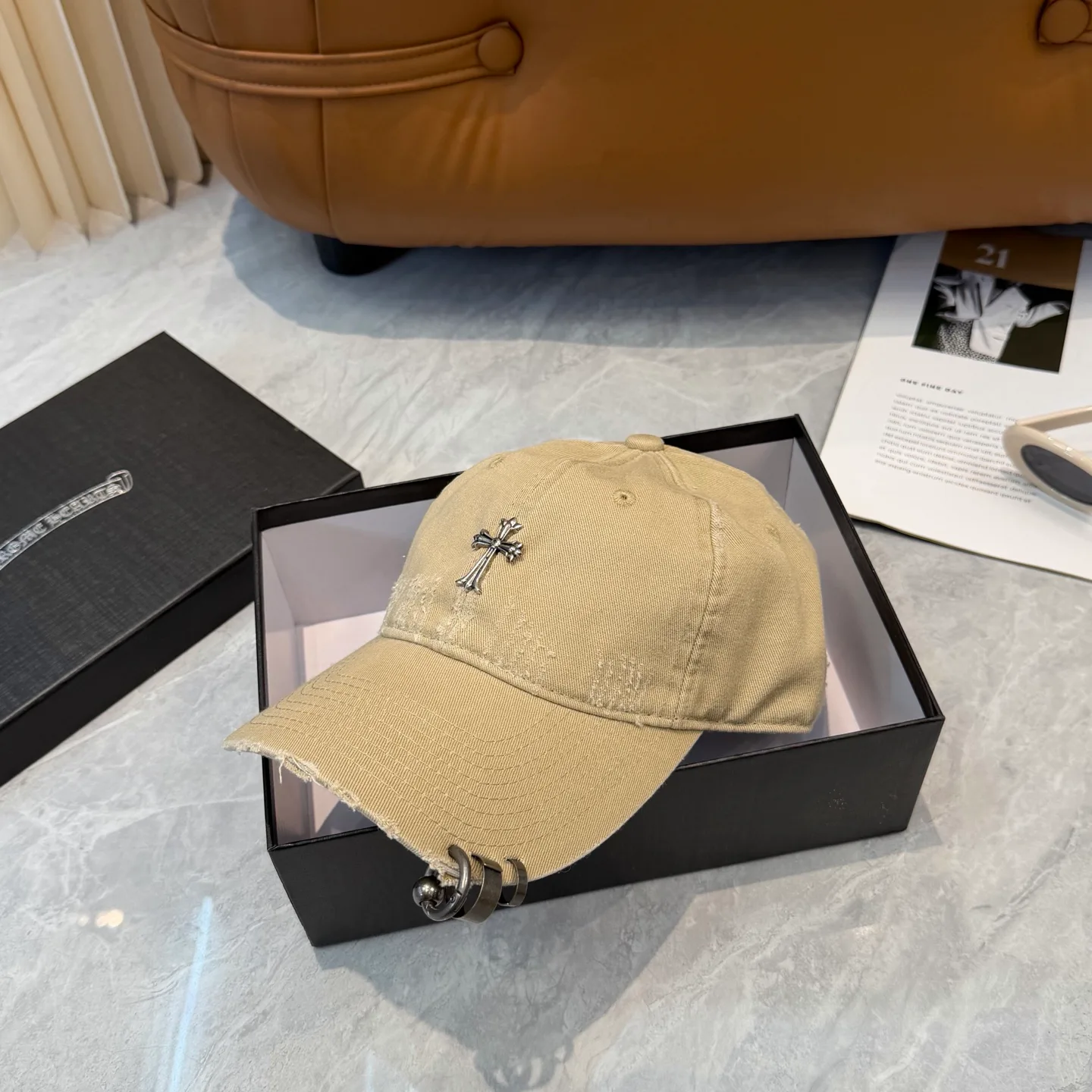 Hats CHROME HEARTS 17906380