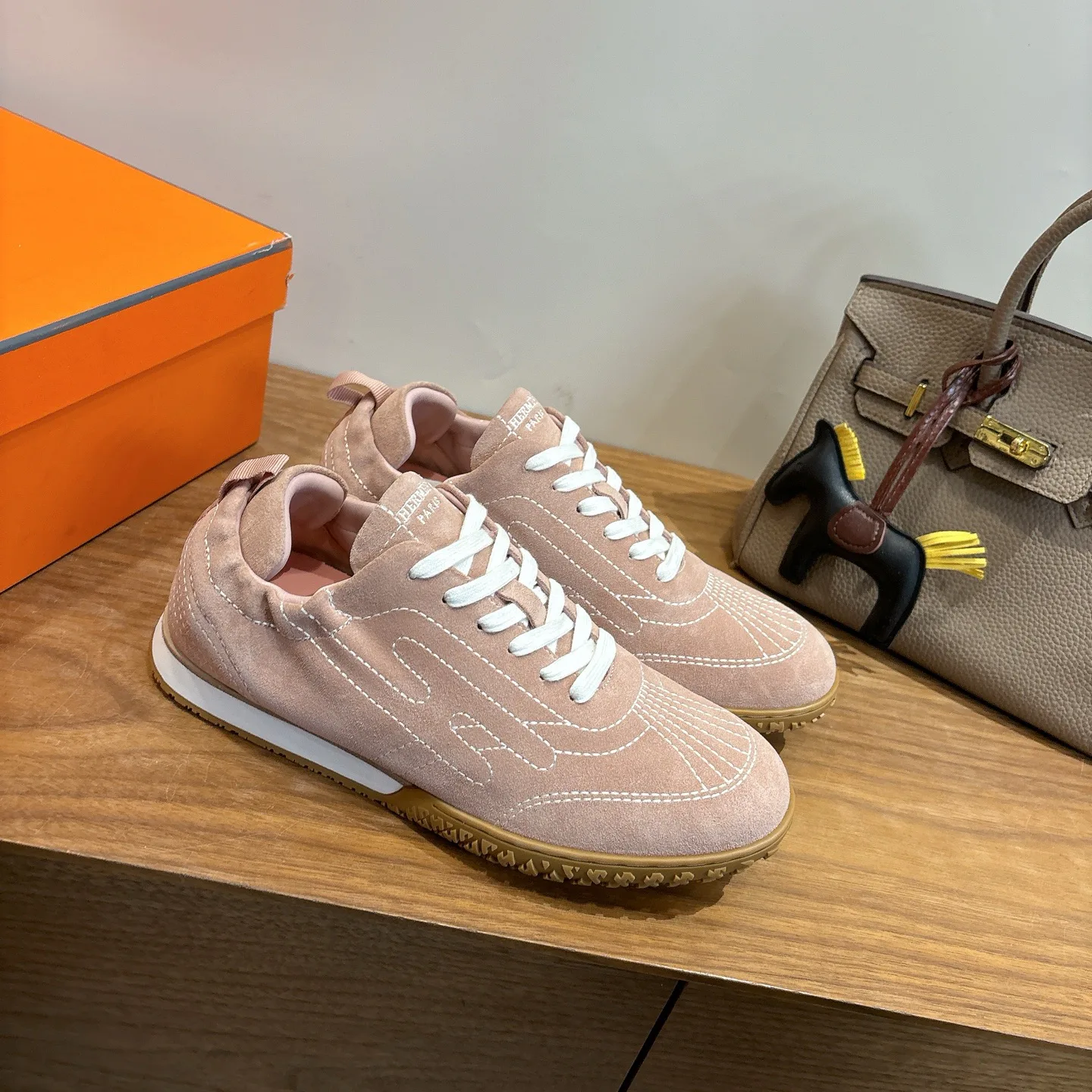 Women's Sneakers HERMES 18006076