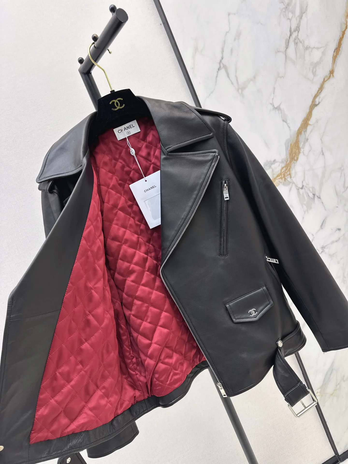 Women's Leather Jackets And Sheepskin Coats CHANEL 17811001
