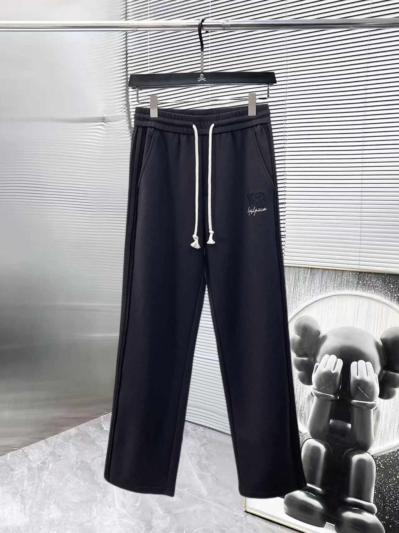 Men's Trousers Y-3 18197375