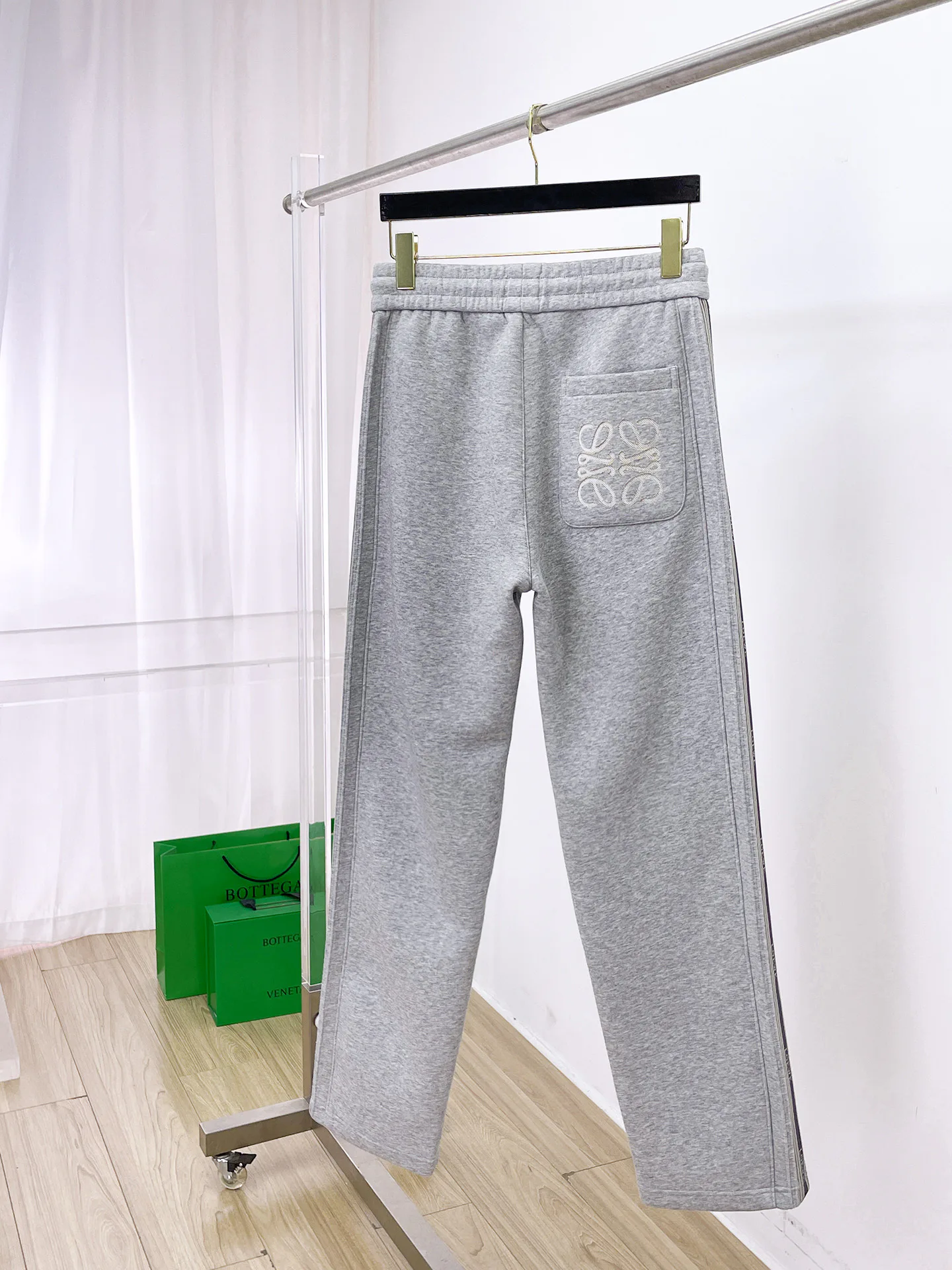 Men's Trousers LOEWE 18399431