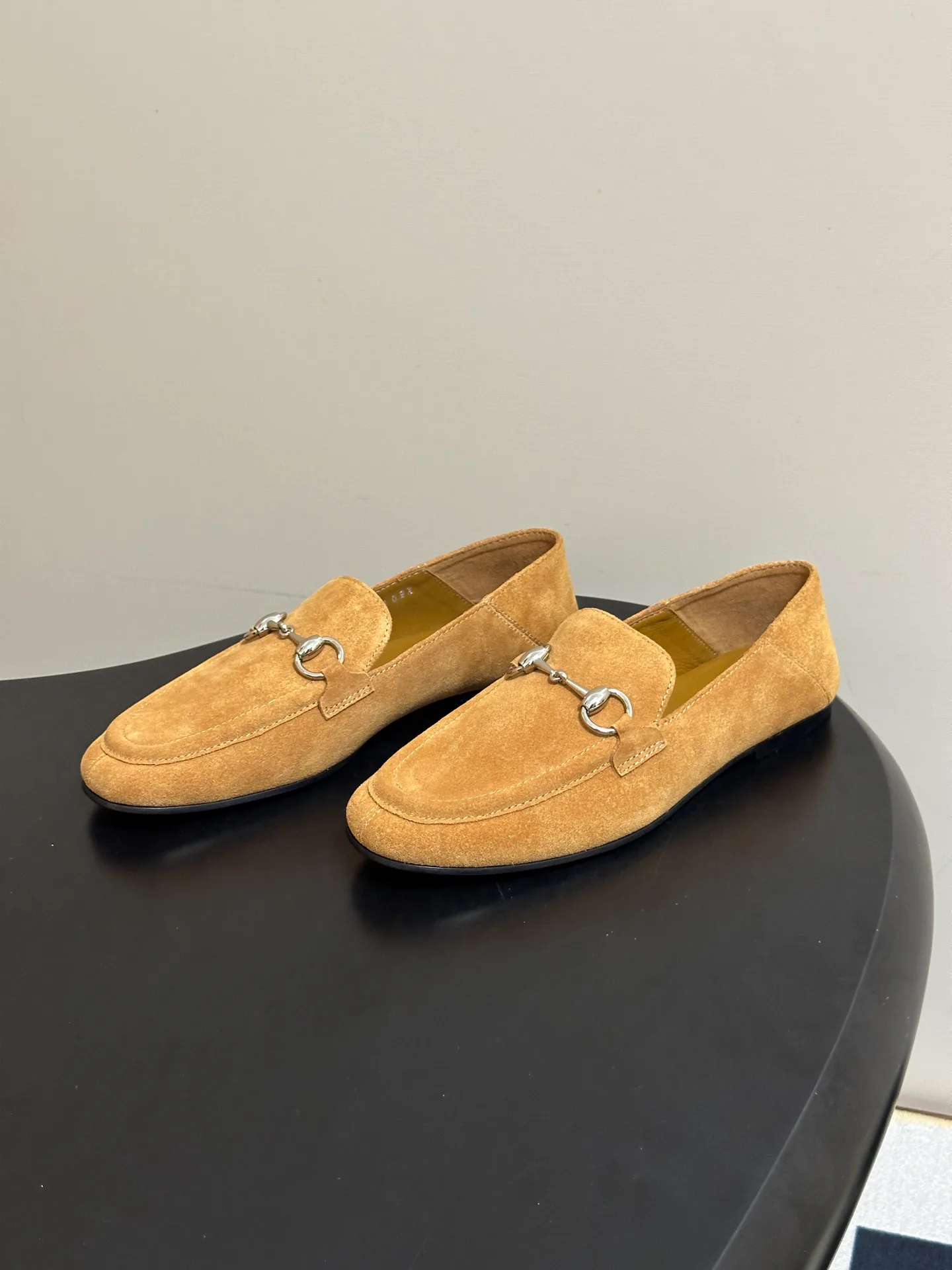 Women's Loafers And Moccasins GUCCI 18049750