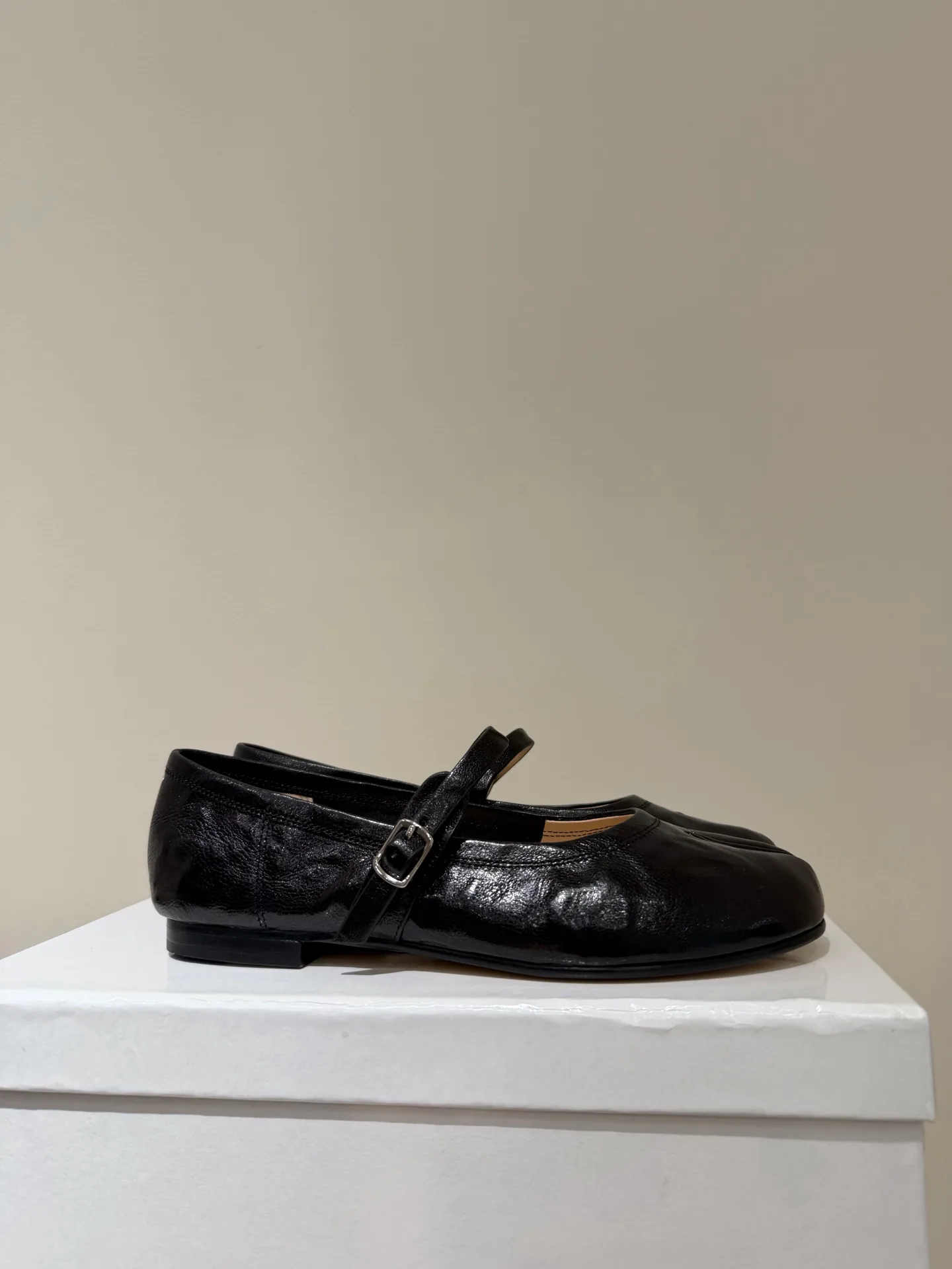 Women's Heels MAISON MARGIELA 17512130